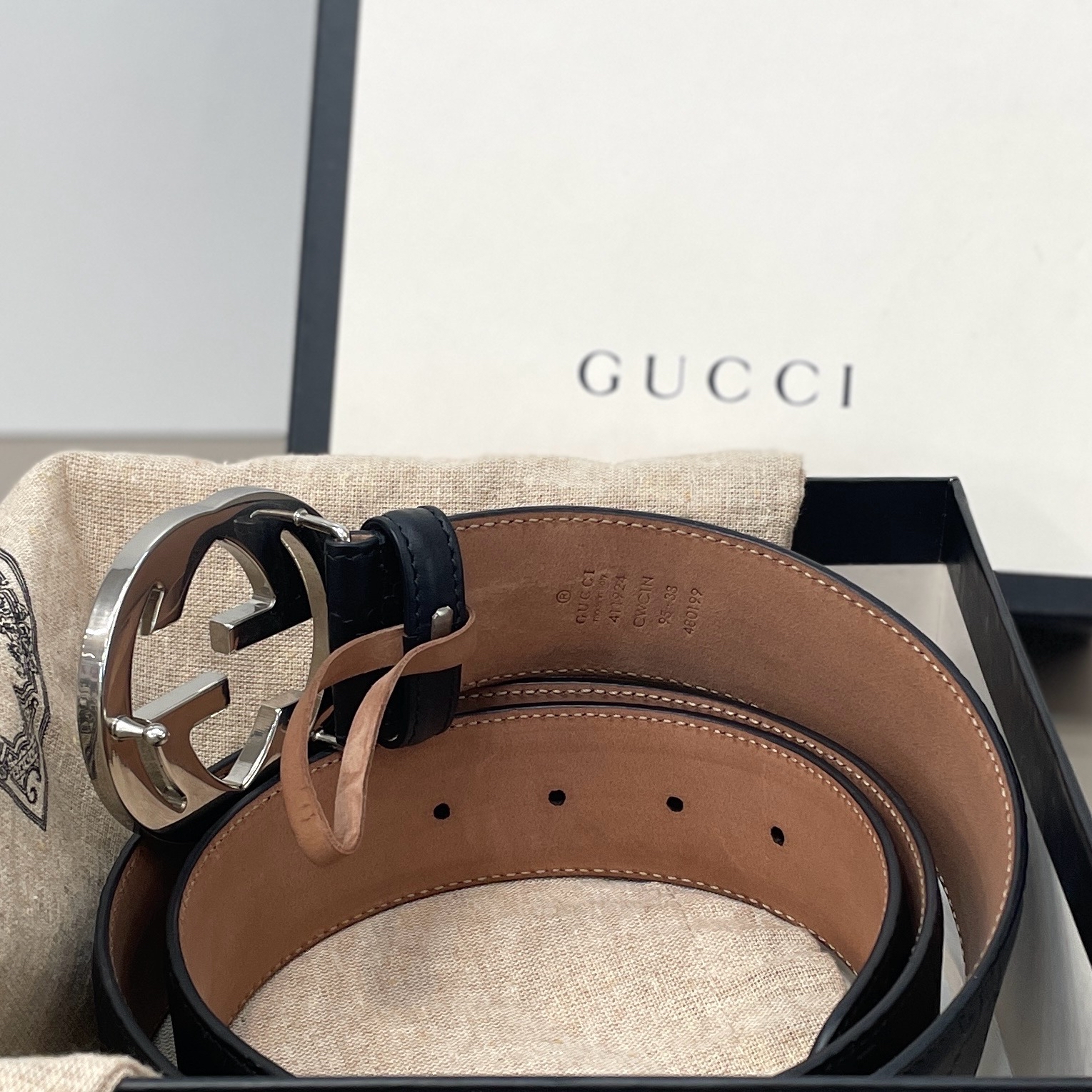【預訂貨品】Gucci黑色銀扣全皮老花壓紋皮帶 