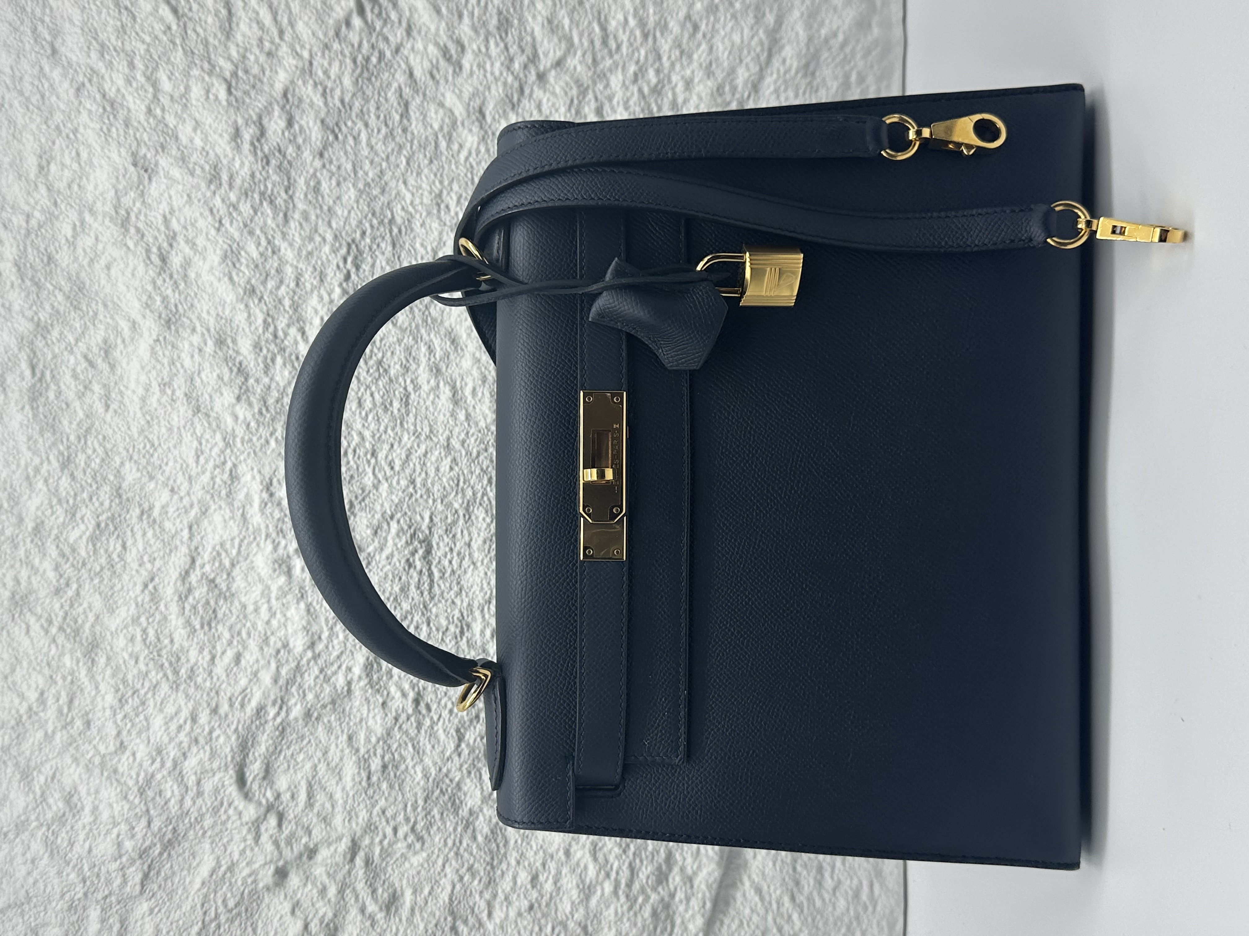 Pre-Owned HERMÉS Kelly 28 Stamp H / Product Code: 26051305
