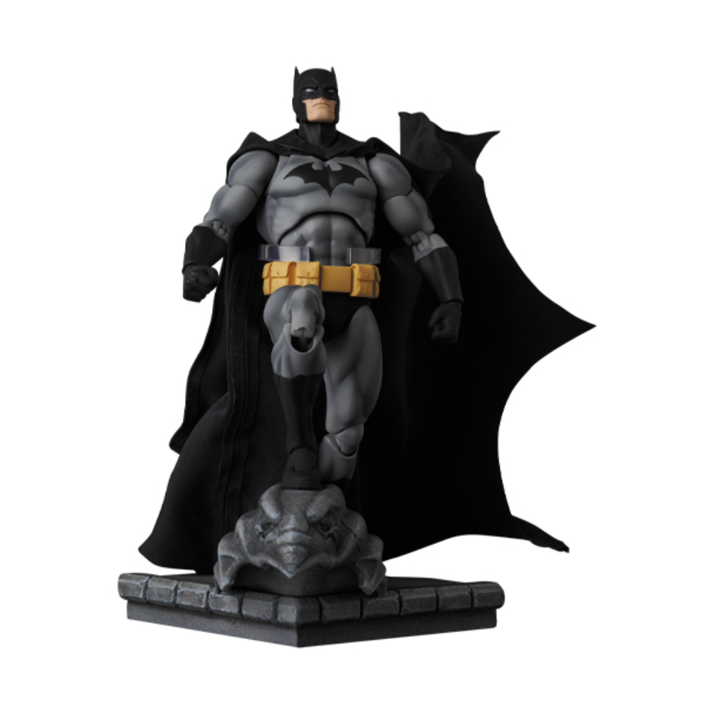 MAFEX Hush Batman Black