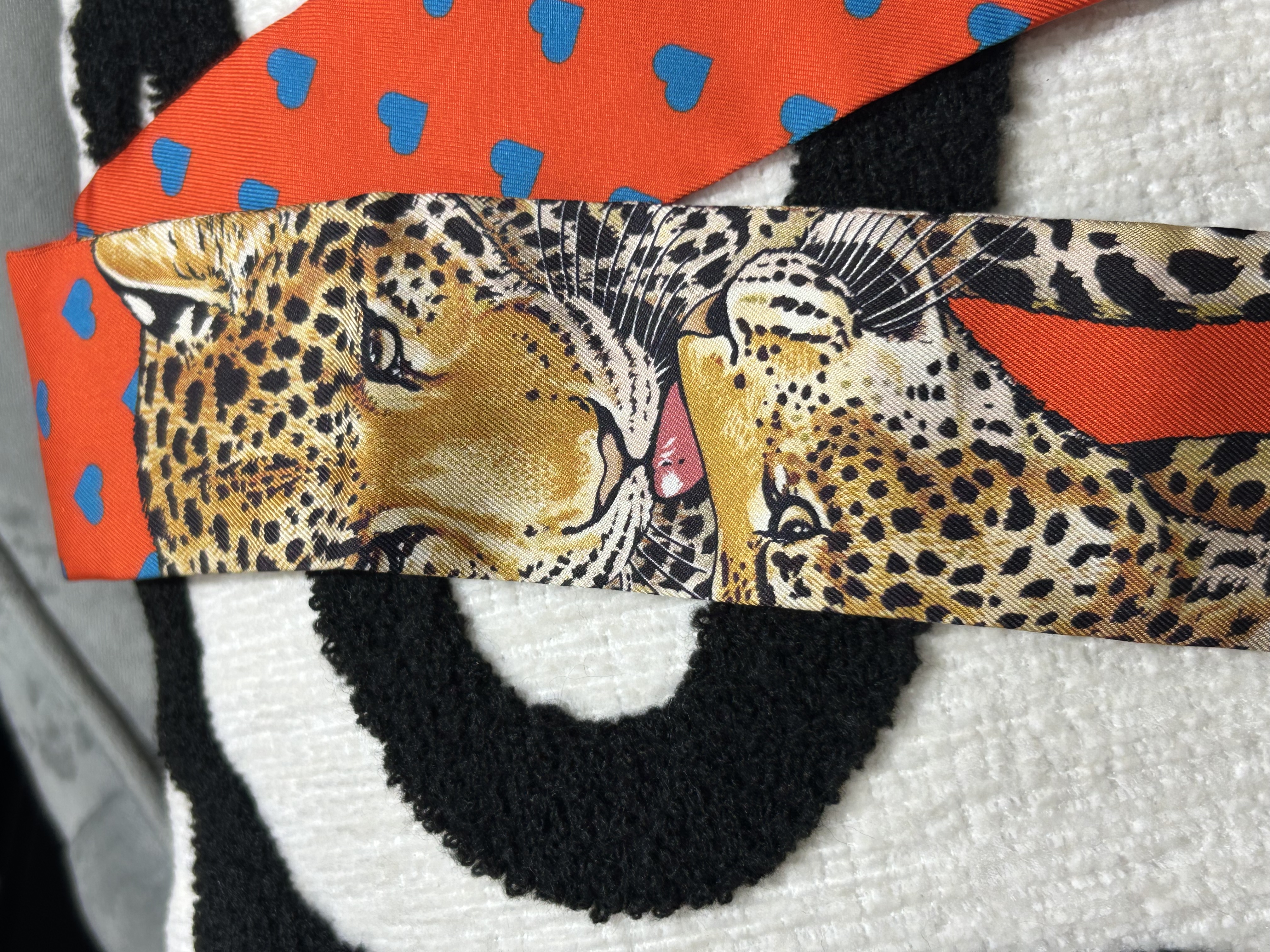 未使用品 Hermes Twilly 100%Authentic, Unused ✅Box