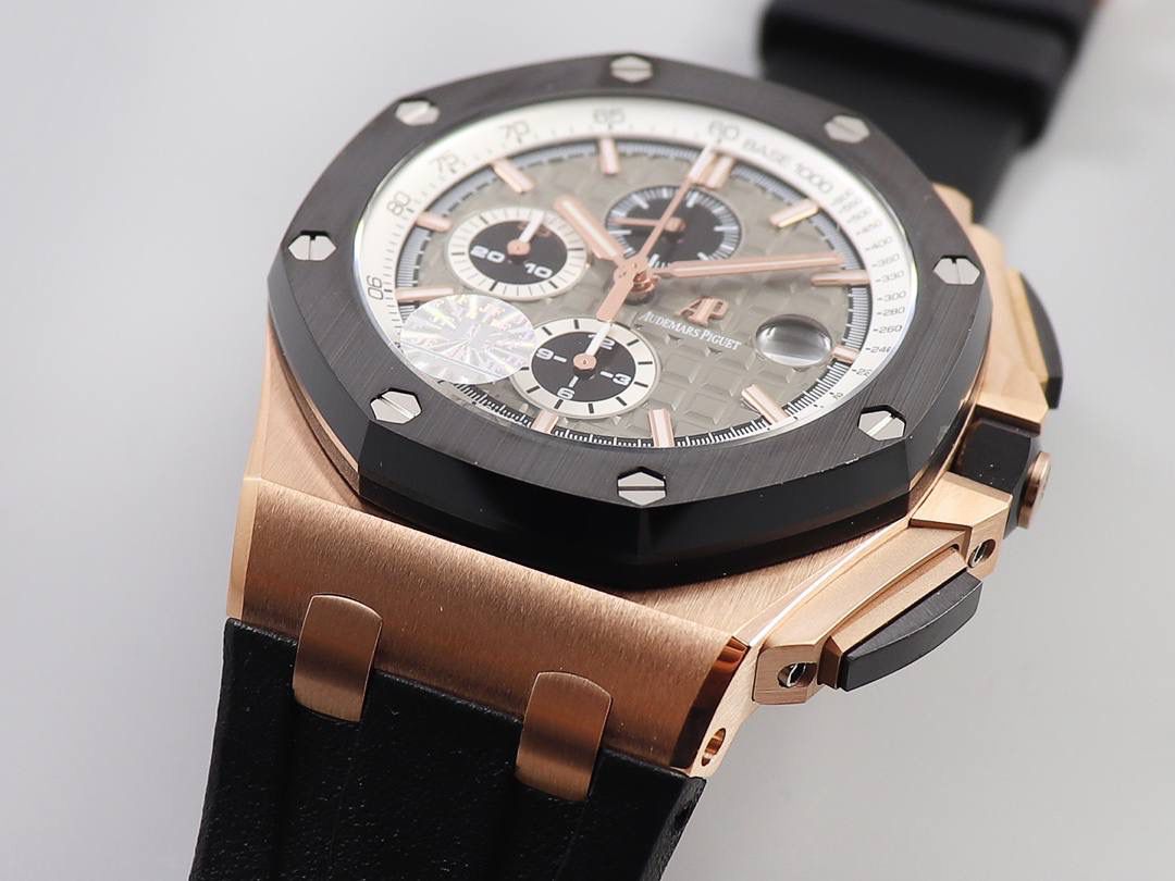 A.P皇家橡树离岸型26416RO计时系列，搭载12H 7750计时机芯，直径44MM.玫瑰金表壳 陶瓷圈口！ 最强A.P皇家橡树系列🔥💯