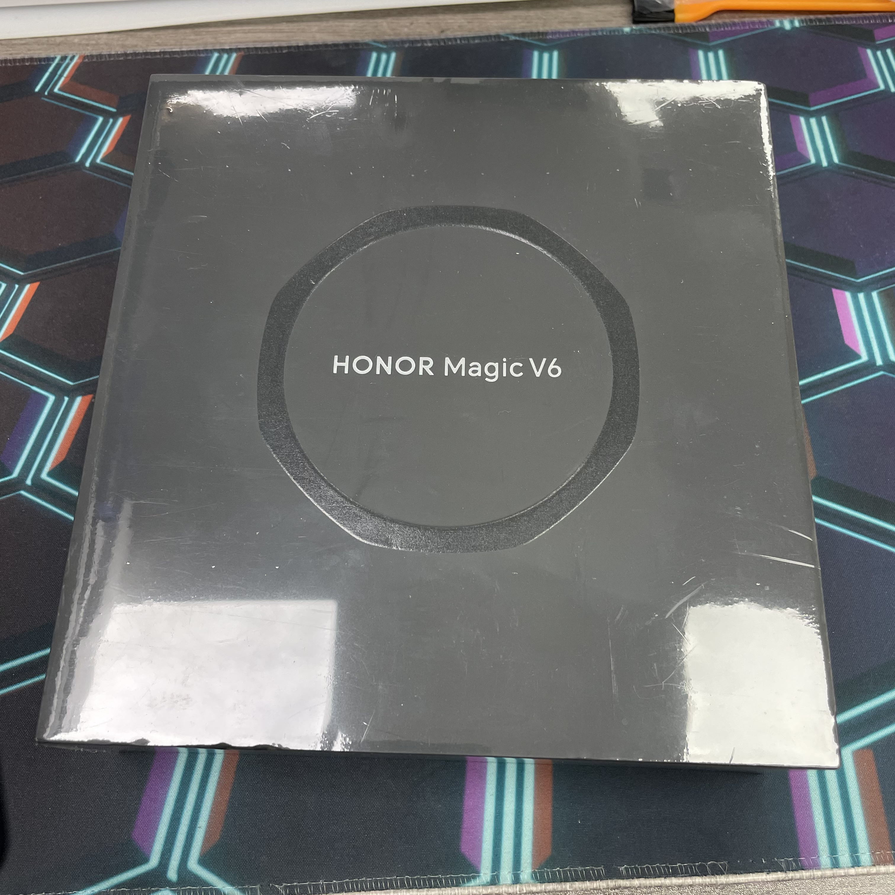 *8104 Honor Magic V6 全新原封 16+512GB 黑色 black