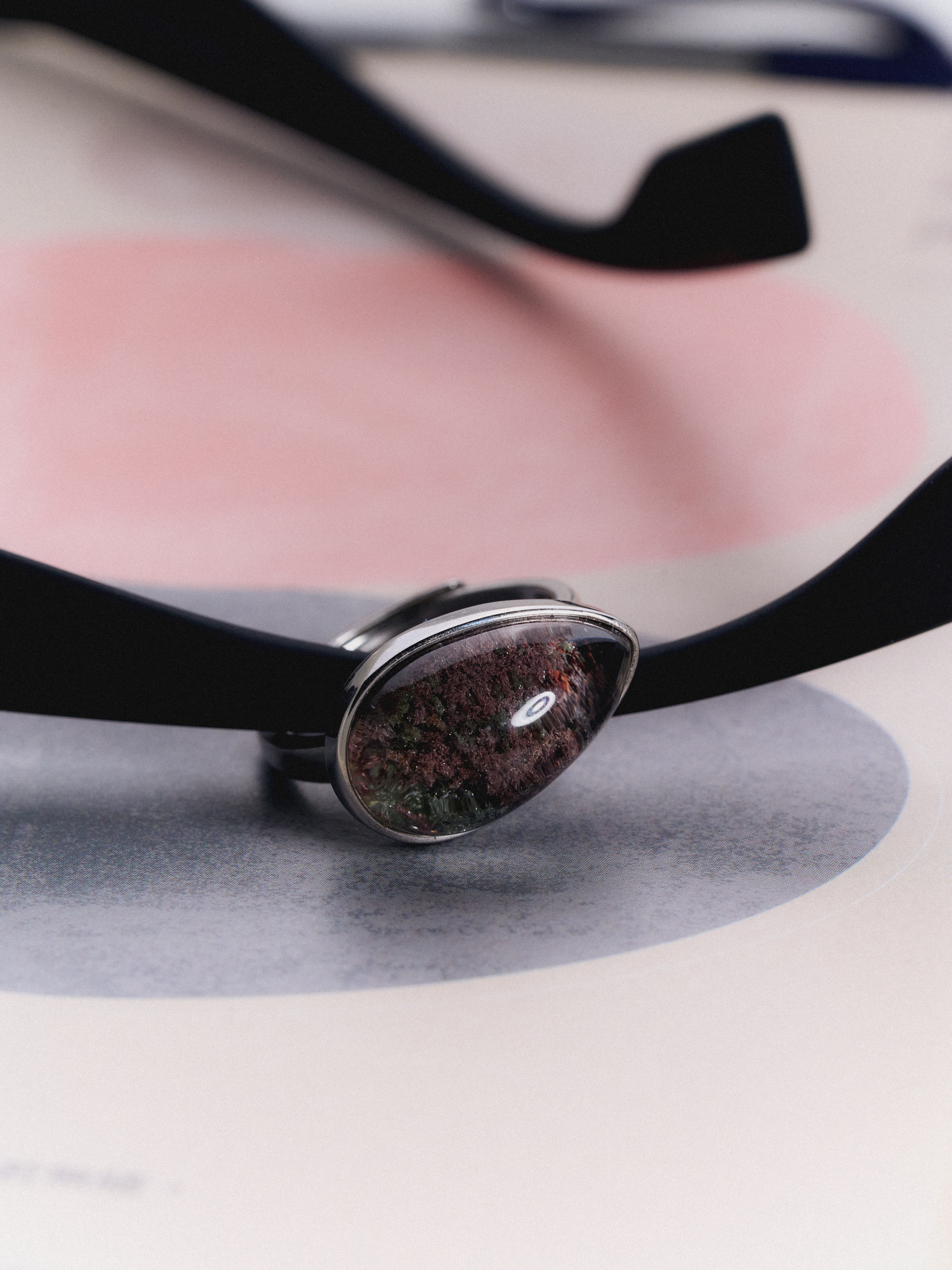 Phantom Threads Ring