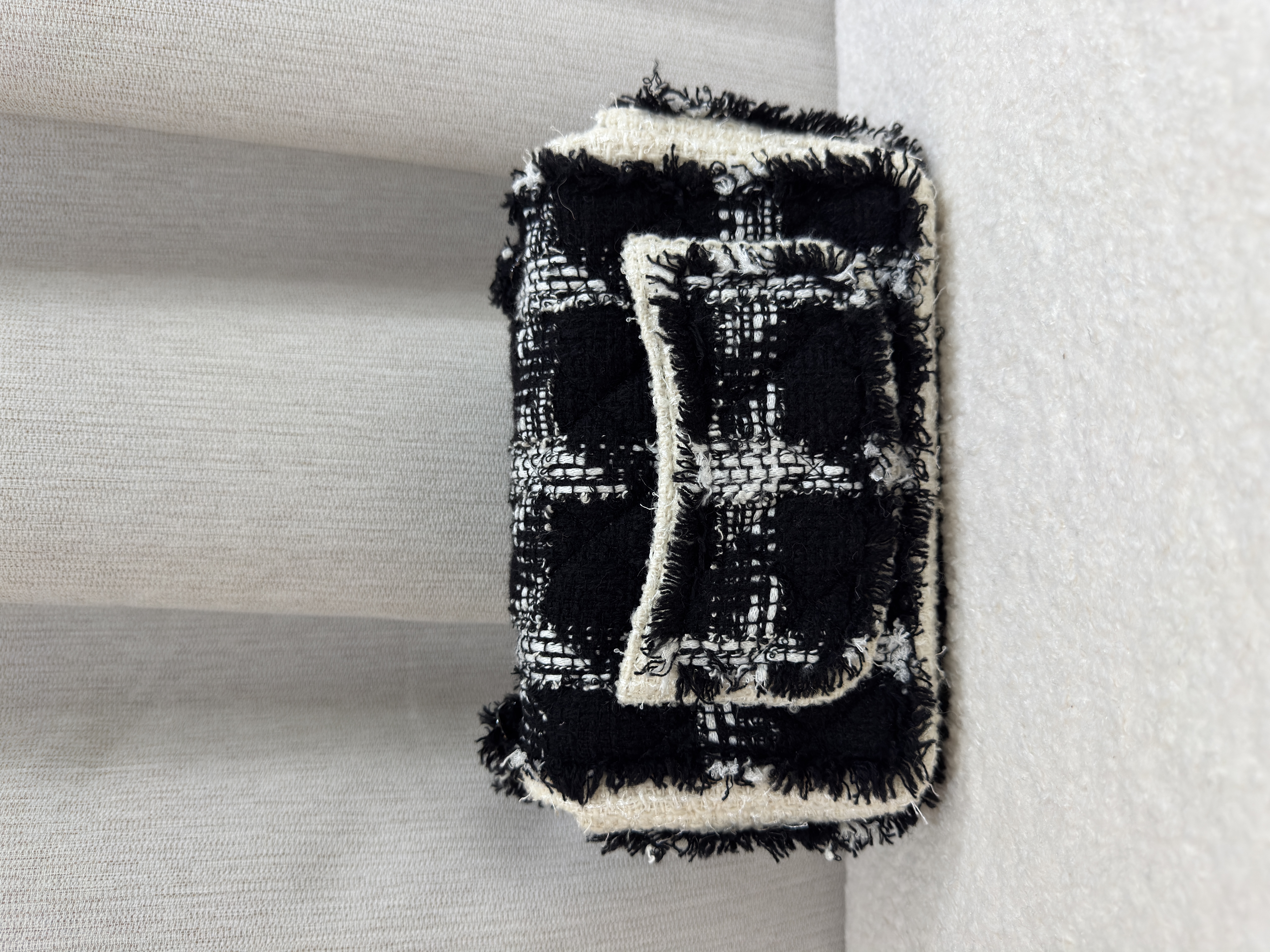 Pre-Owned CHANEL Mini Rectangular Classic Tweed Tartan / Product Code : 26022128