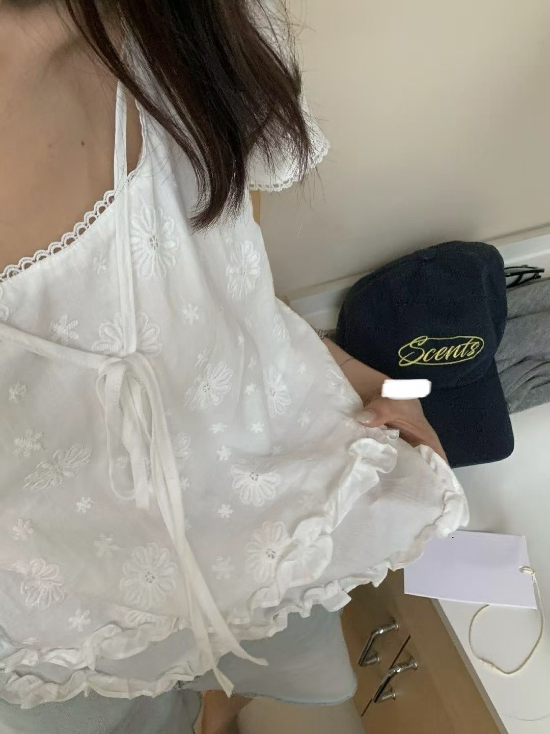 小短袖方領通花花邊top