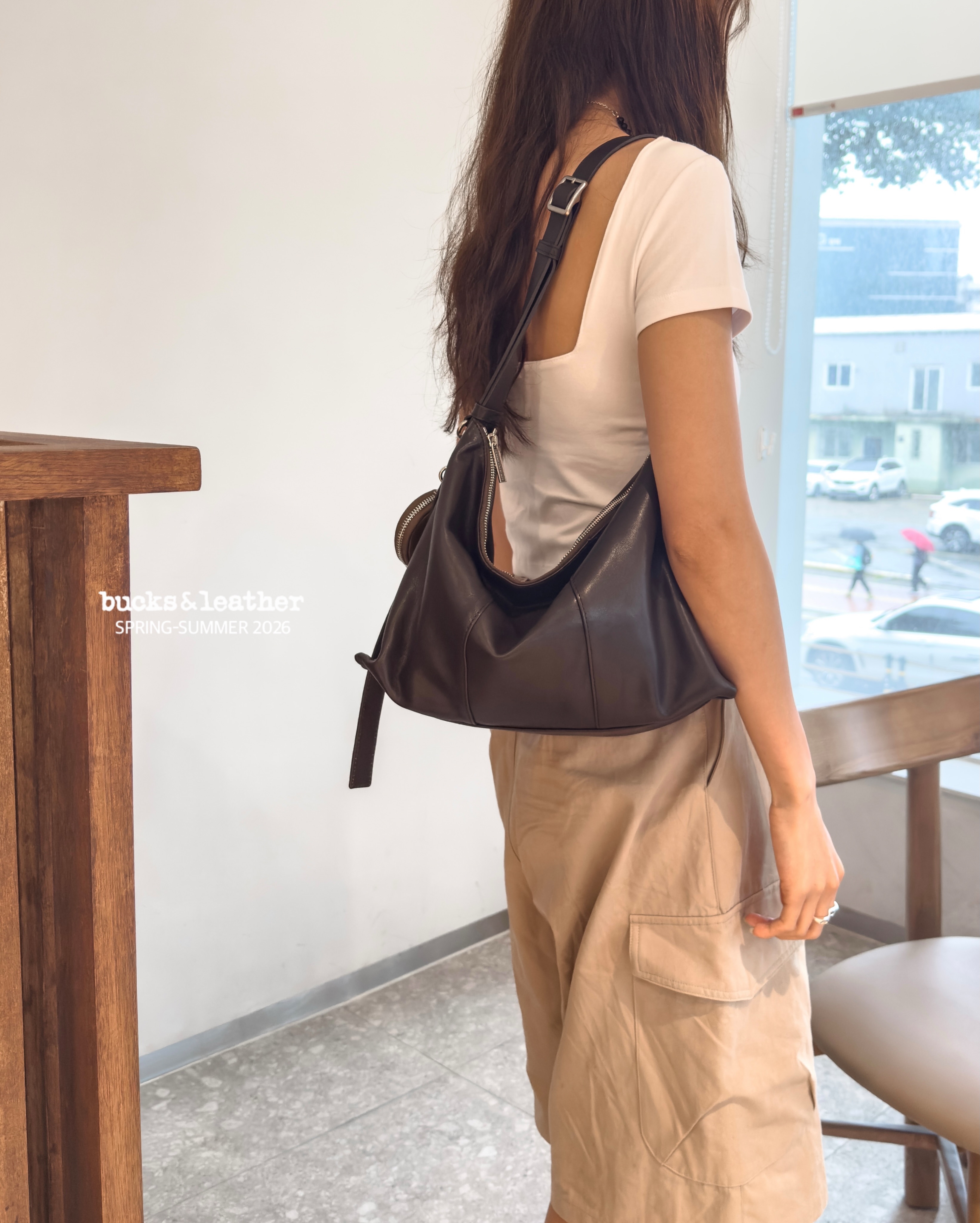 【26SS 】預訂_Corner Bag By Bucks & leather