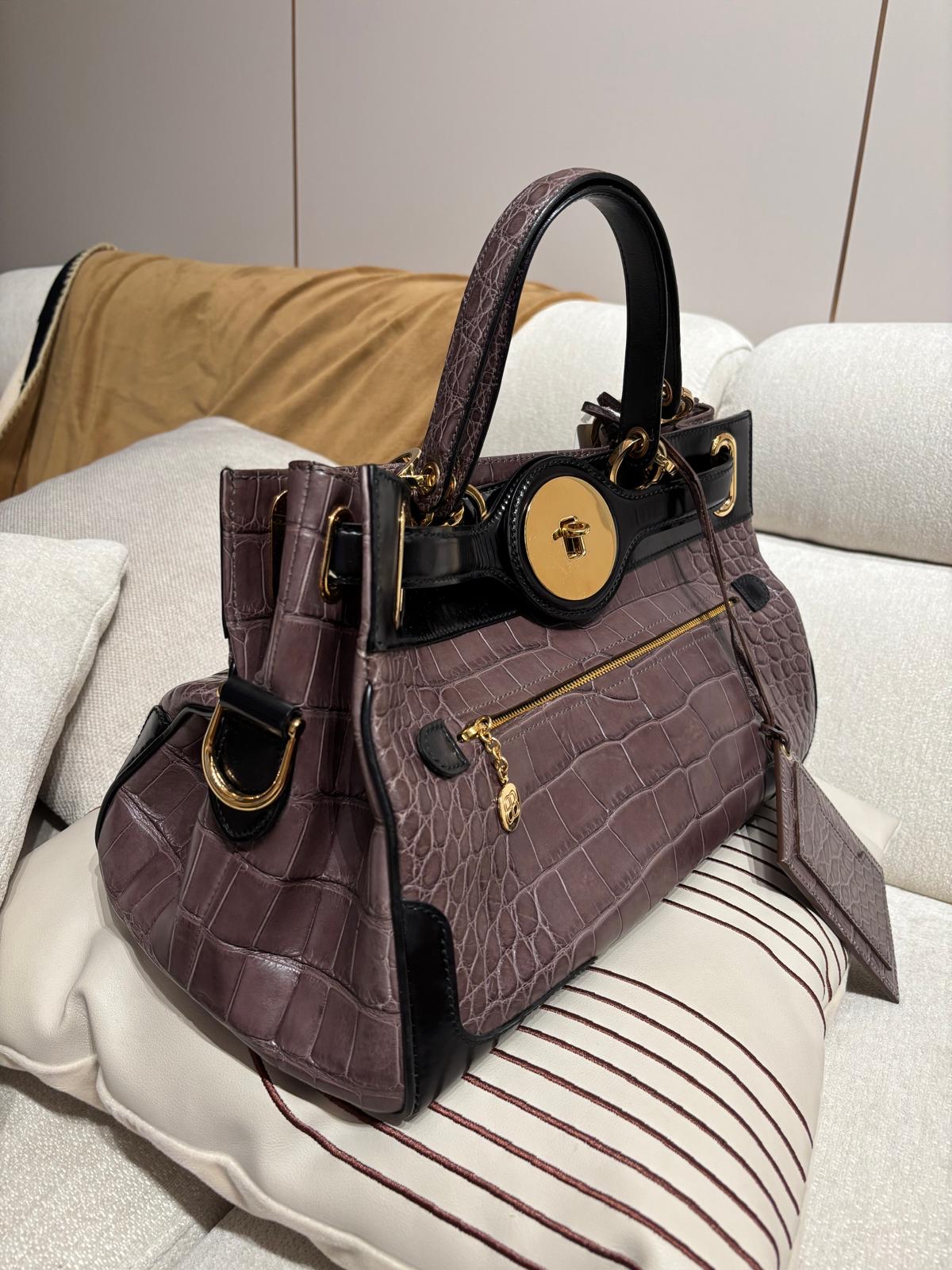 Balenciaga Crocodile Embossed Calfskin鱷魚壓紋小牛皮手袋 100%Authentic, 95%new 