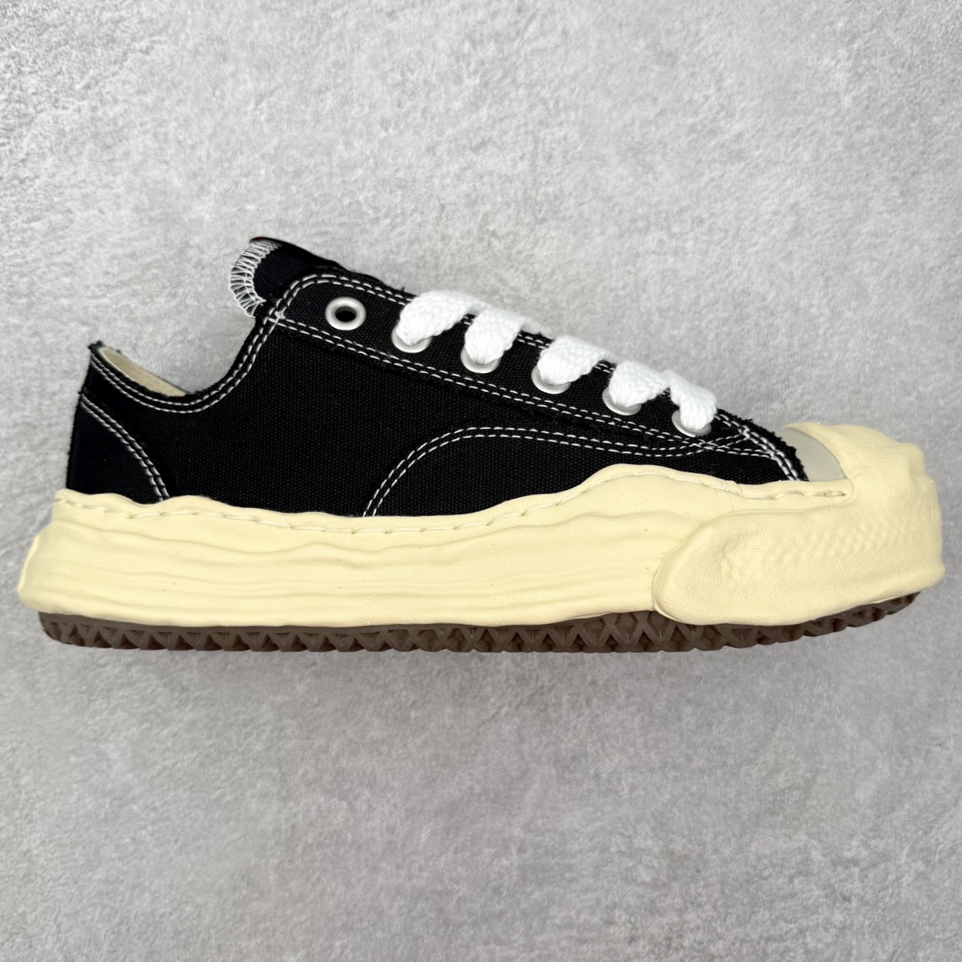 Maison Mihara Yasuhiro MMY "Hank" OG Sole Canvas Low-top Sneaker