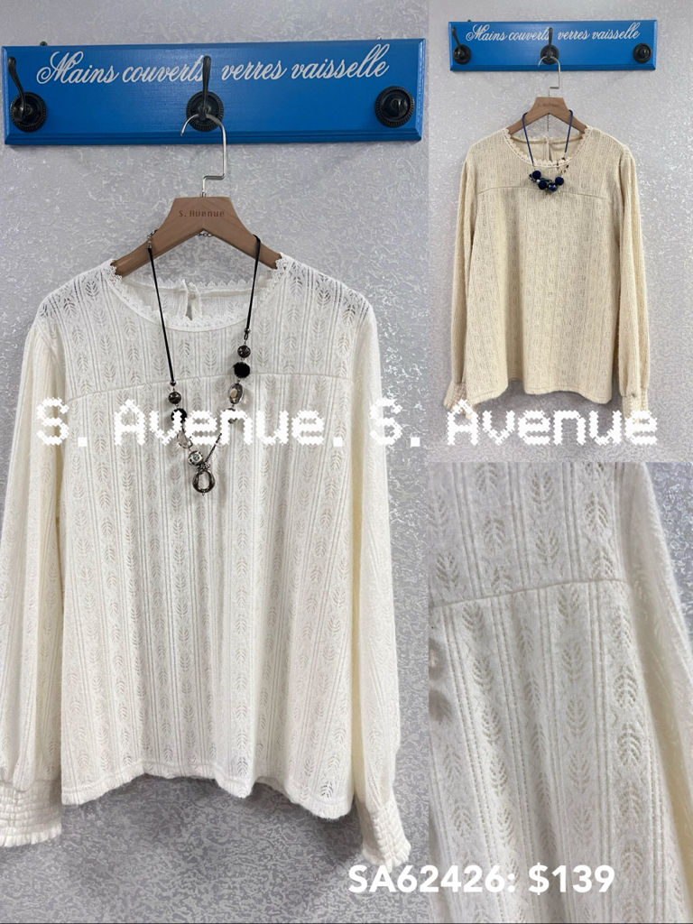SA62426: 長袖花邊領燈籠袖毛lace top