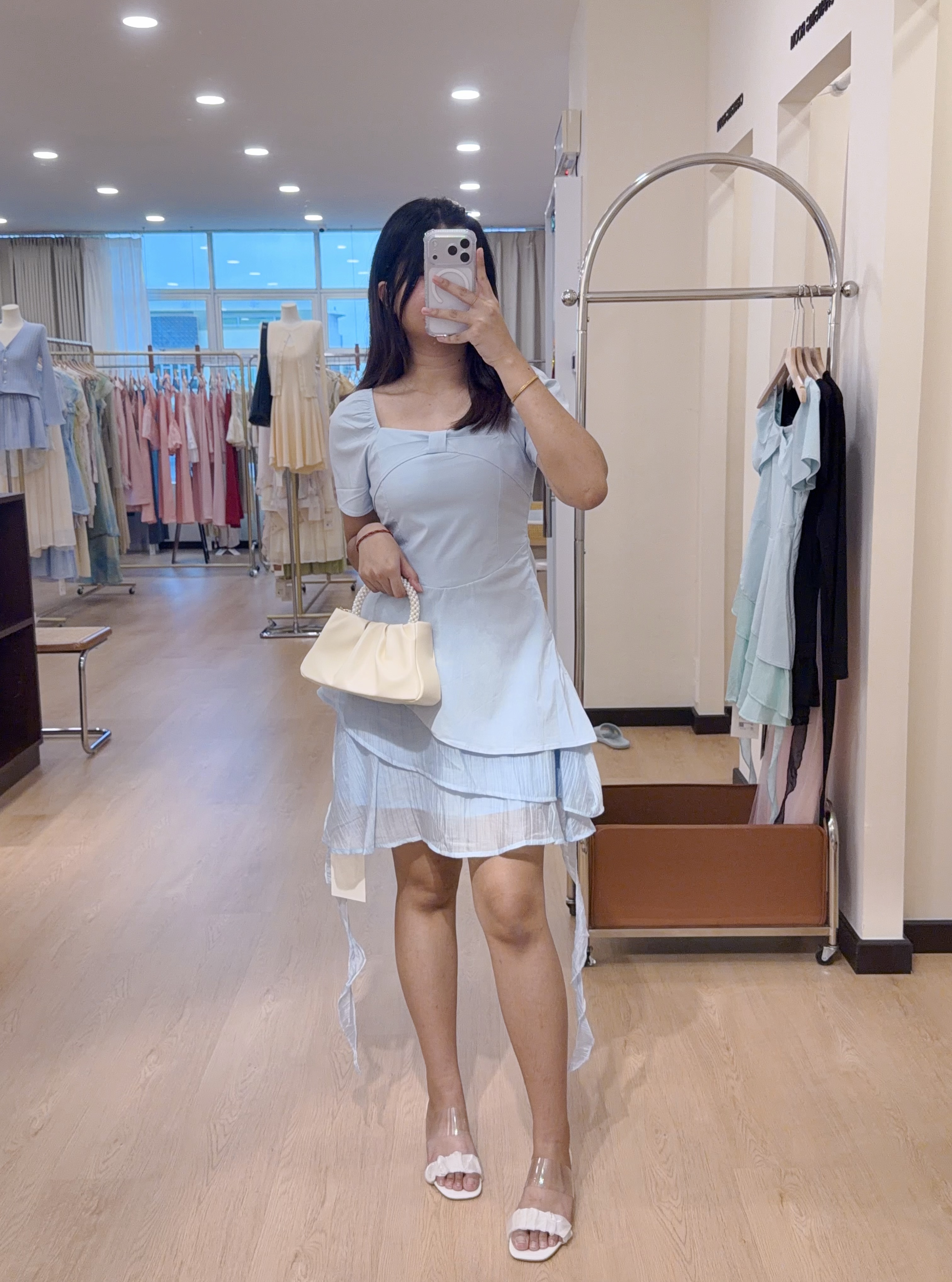 2856法式设计感连身裙