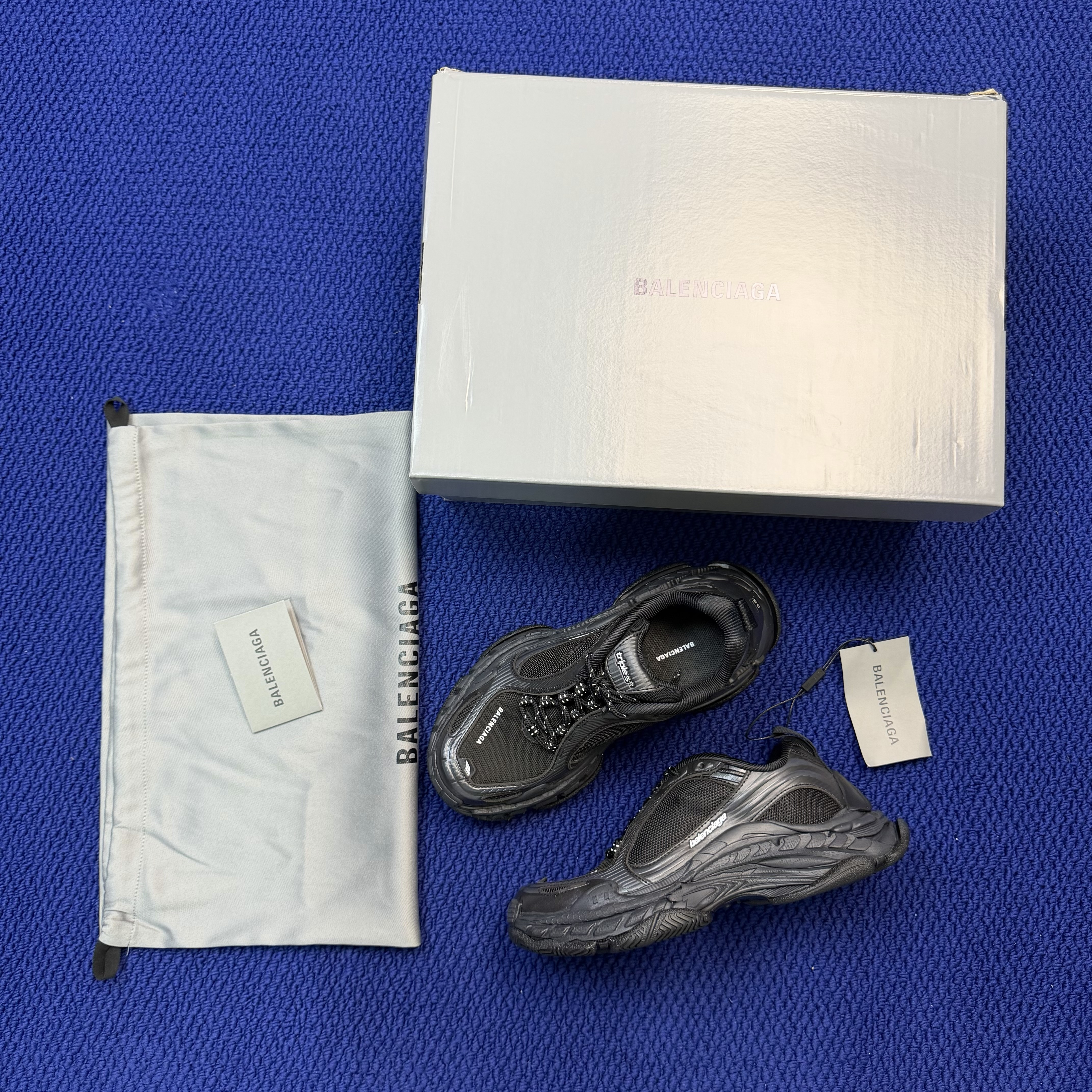 Balenciaga Triple S.2 