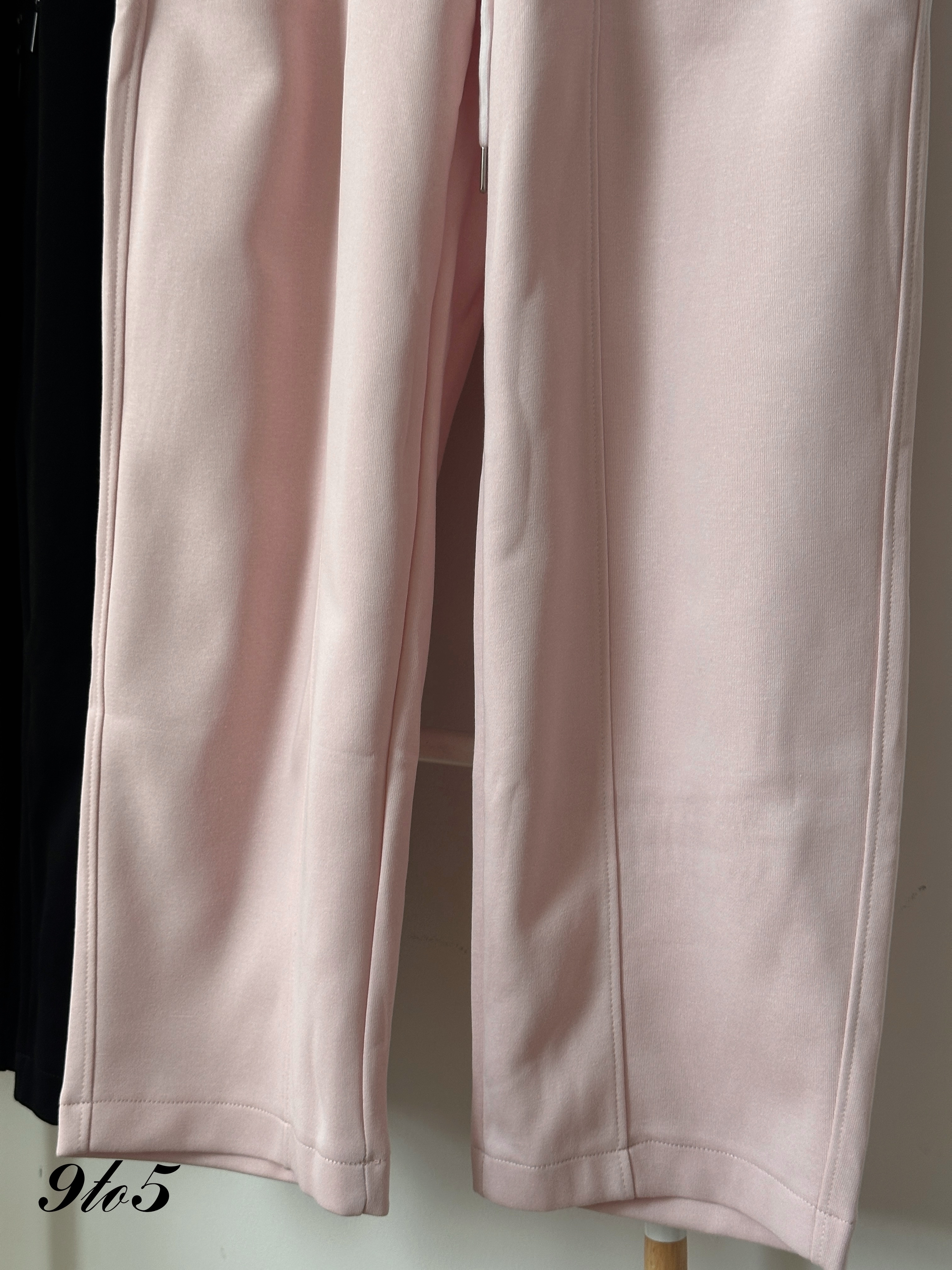 S1834 Long Straight Sweatpants - Black & Pink