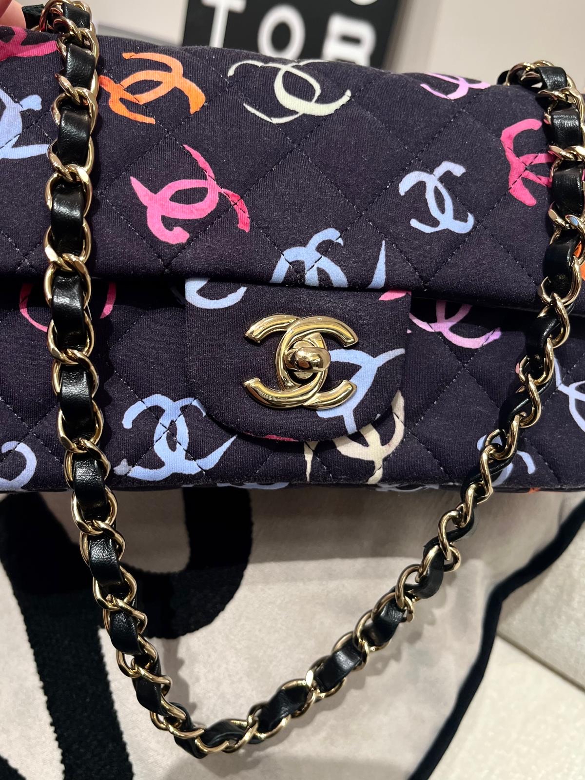 Chanel mini flap bag cf20cm 特別版 100%Authentic ,95%new ✅晶片✅dust bag✅盒 