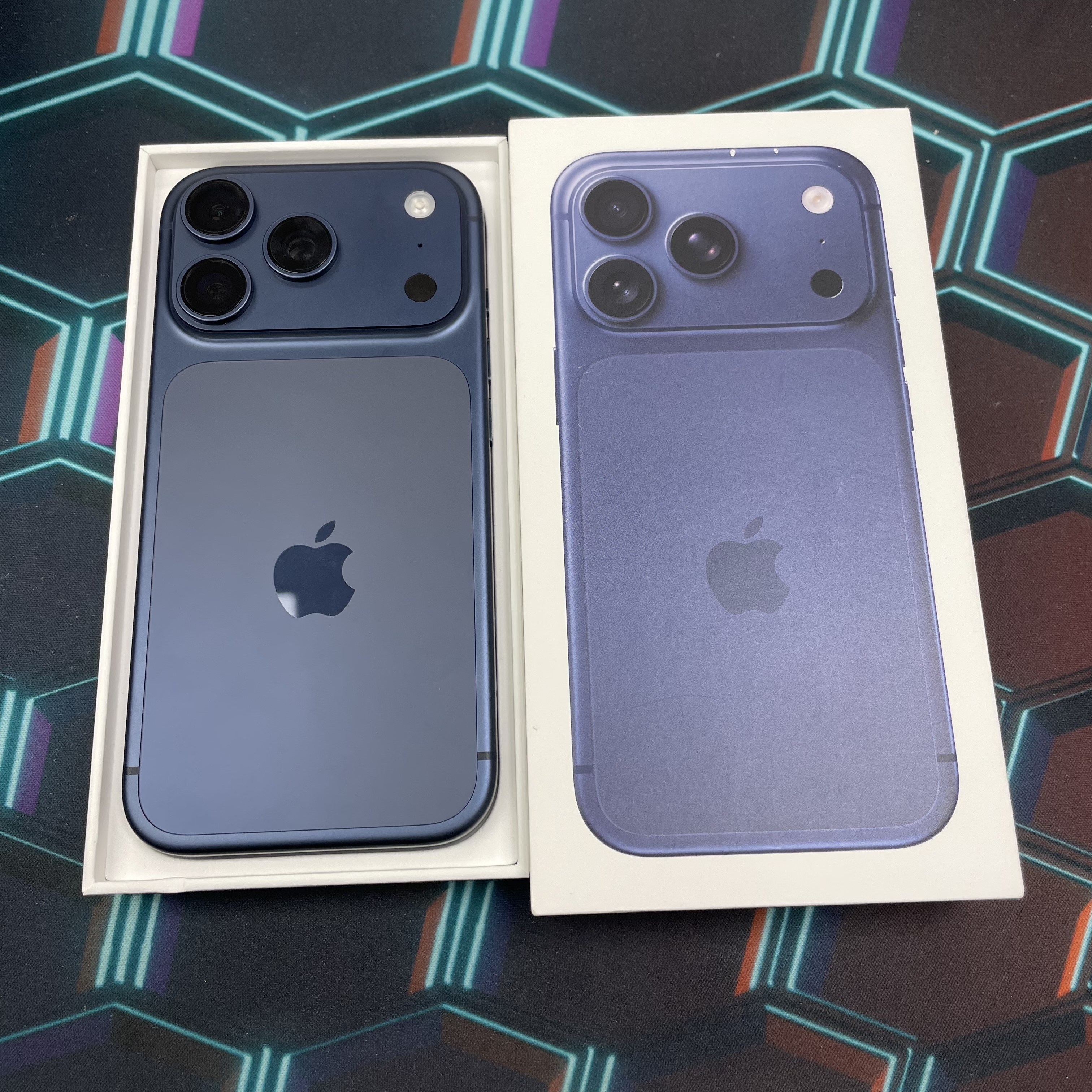 *6436 17 pro 完美機 512GB 電100 藍色 blue