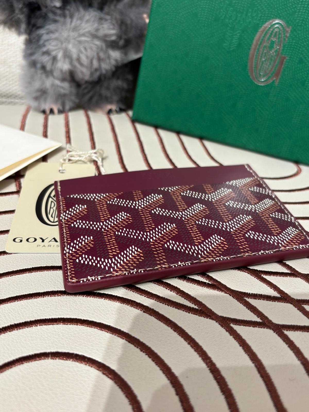 Goyard Card Holder 100%Authentic, unused✅tap booklet✅Box