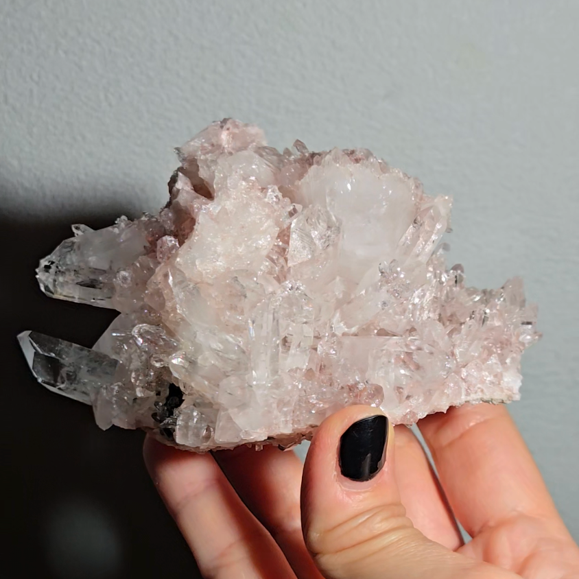 Extra pink Pink Lemurian quartz cluster from Colombia - LQ183