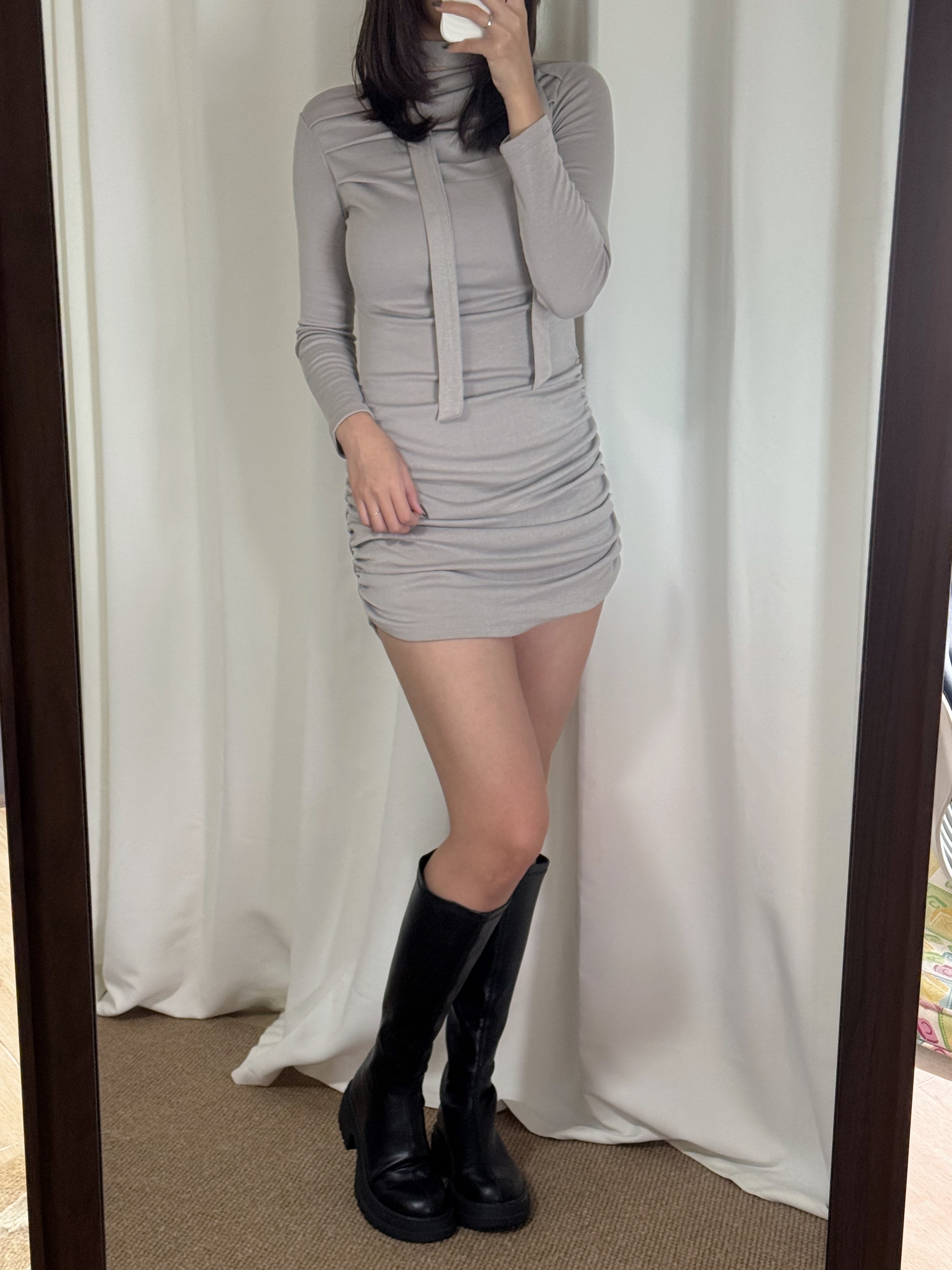 仙氣垂褶斜膊頸帶連身裙(四色入)