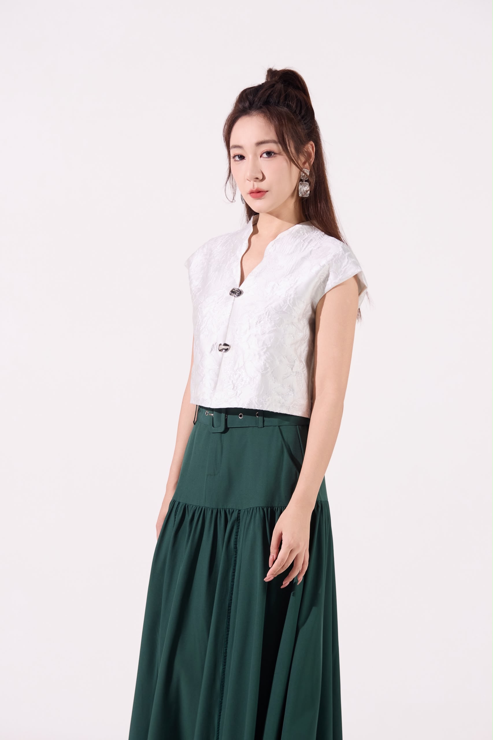 10141400 Rosalune Qipao Top