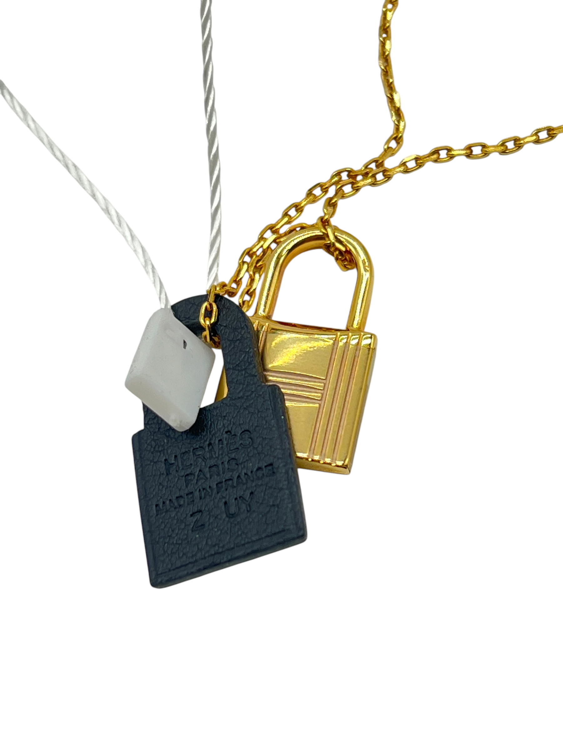 Pre-Owned HERMÉS Necklace Stamp Z / Product Code: 26051012