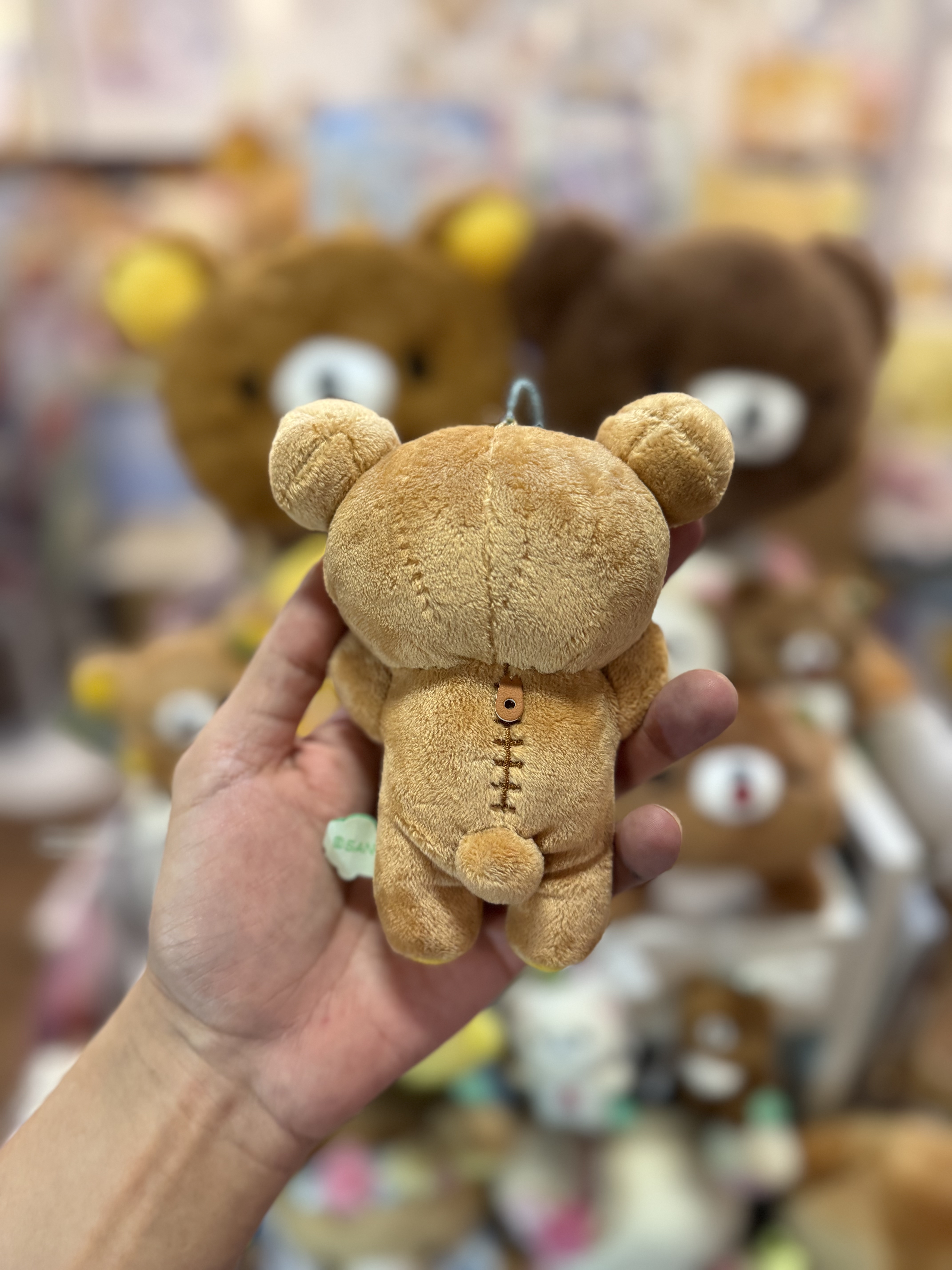 《現貨》全新小熊10週年紀念四葉草系列舉手掛飾