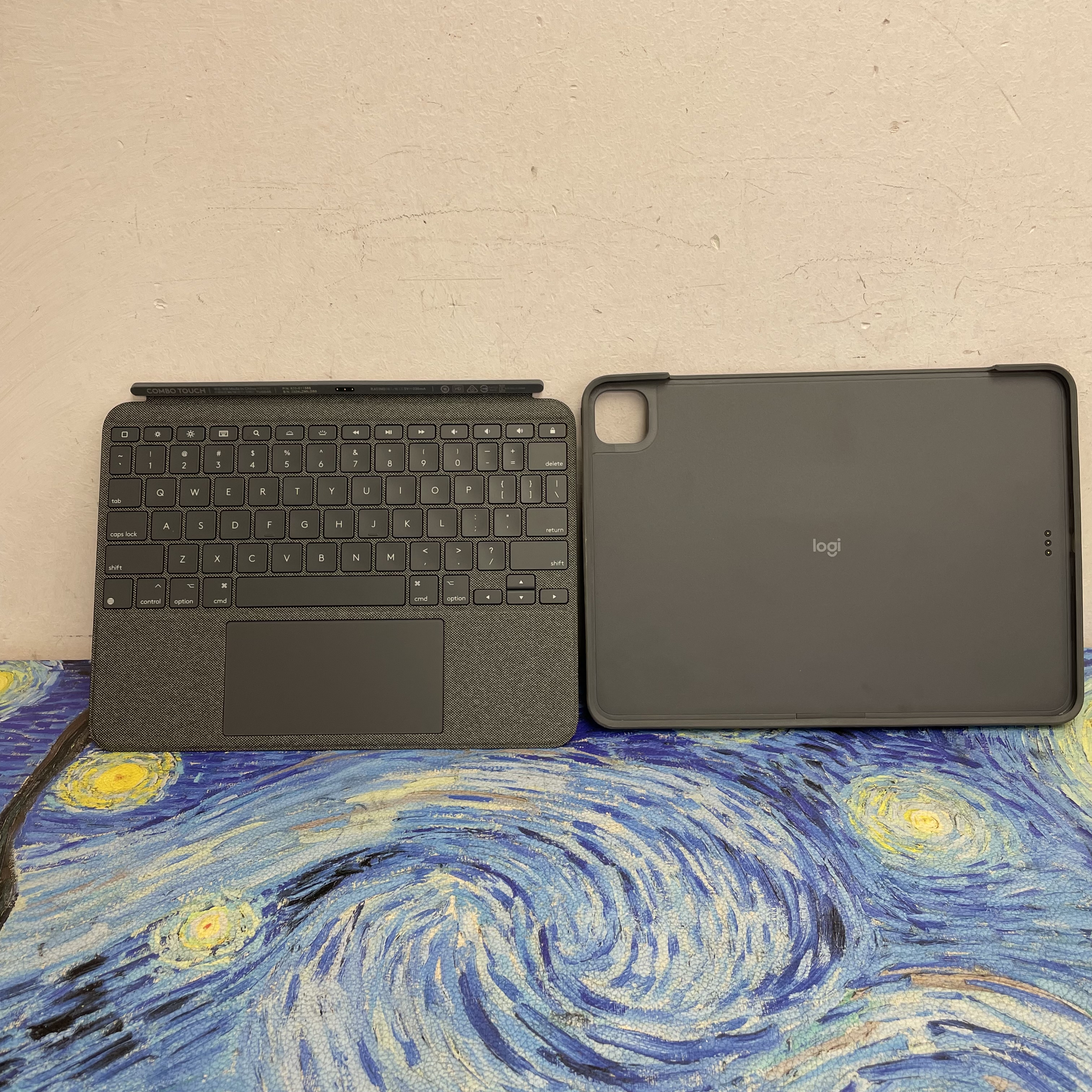 *6009 logitech combo touch keyboard 11吋 for iPad Pro gen1-4 灰色 gray