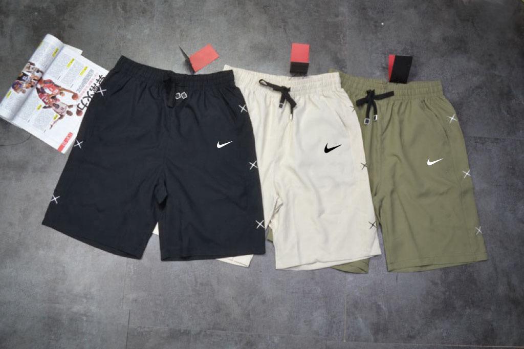 $95條。2條起$85條。Nike Dri-FIT X運動短褲
