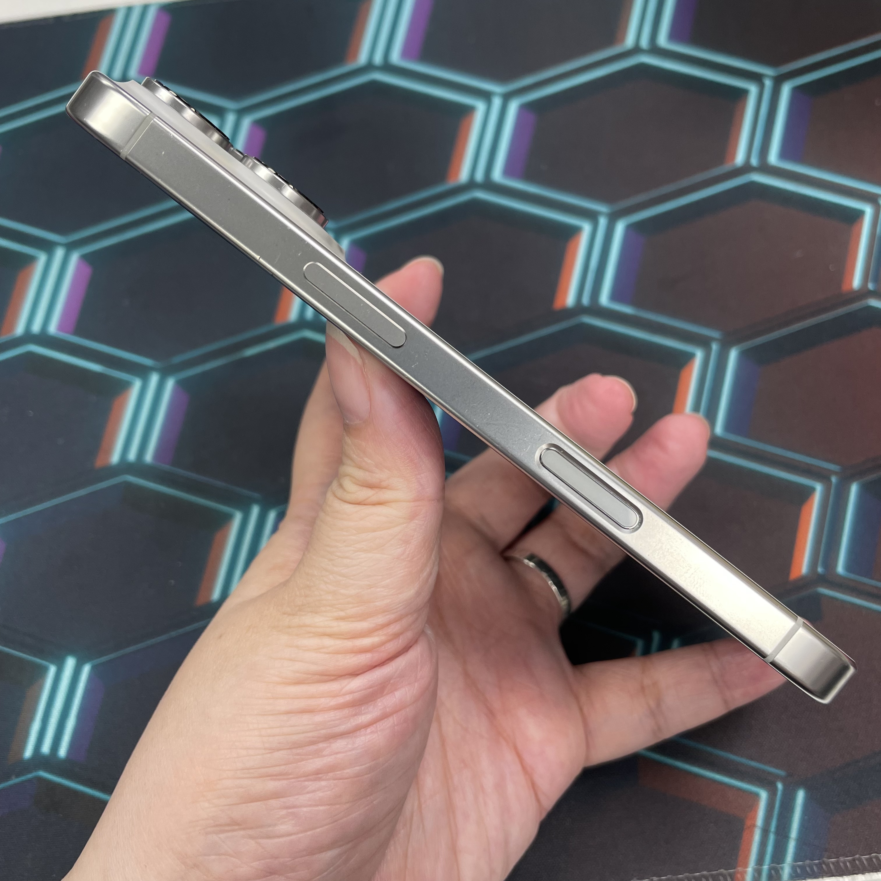 *6384 16 pro 勁靚機 256GB 電91 白色 white