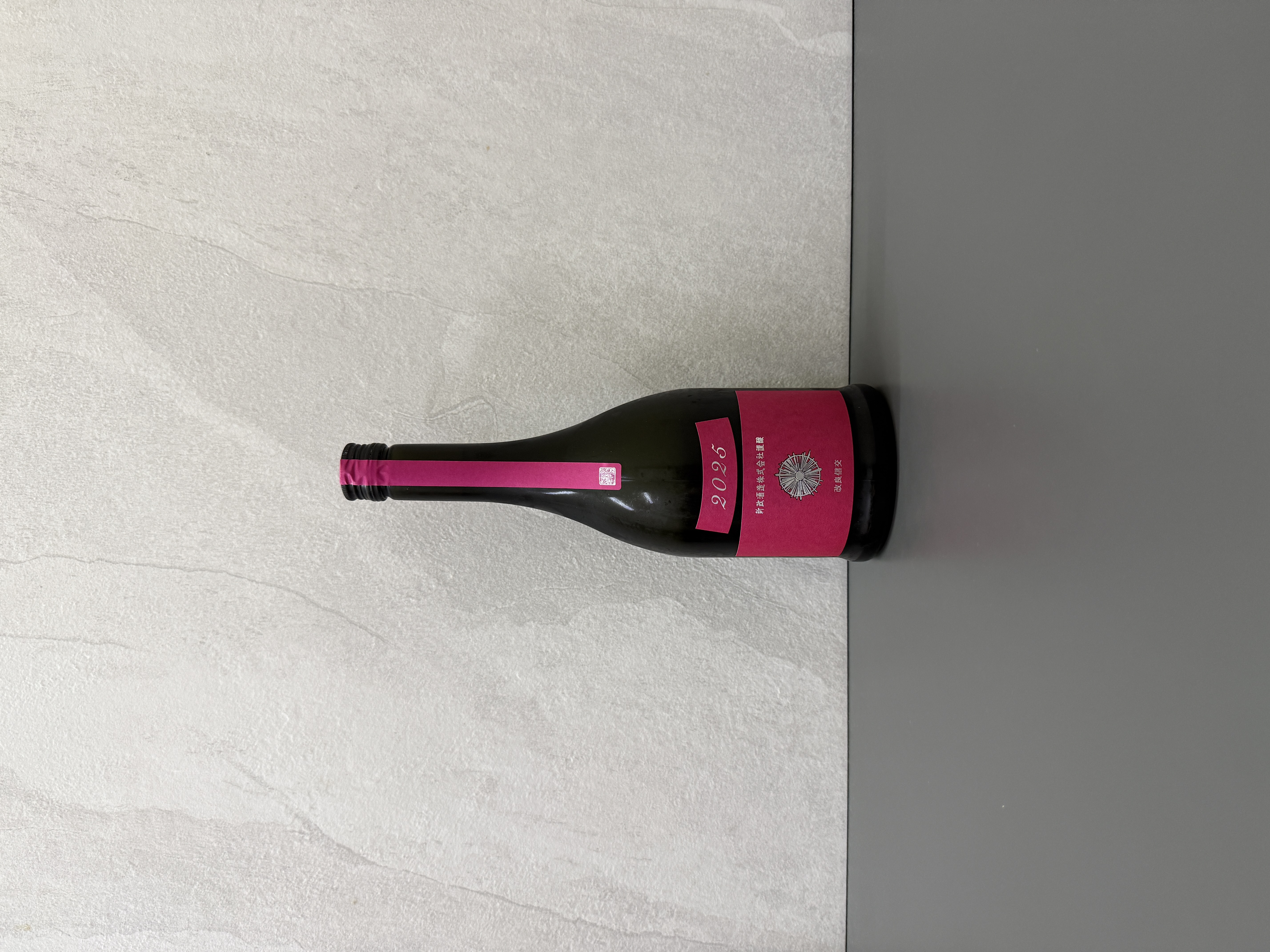 新政 Colors Cosmos 秋櫻 生酛木桶純米 2025-2026 Seasonal Theme Q.E.D 720ml