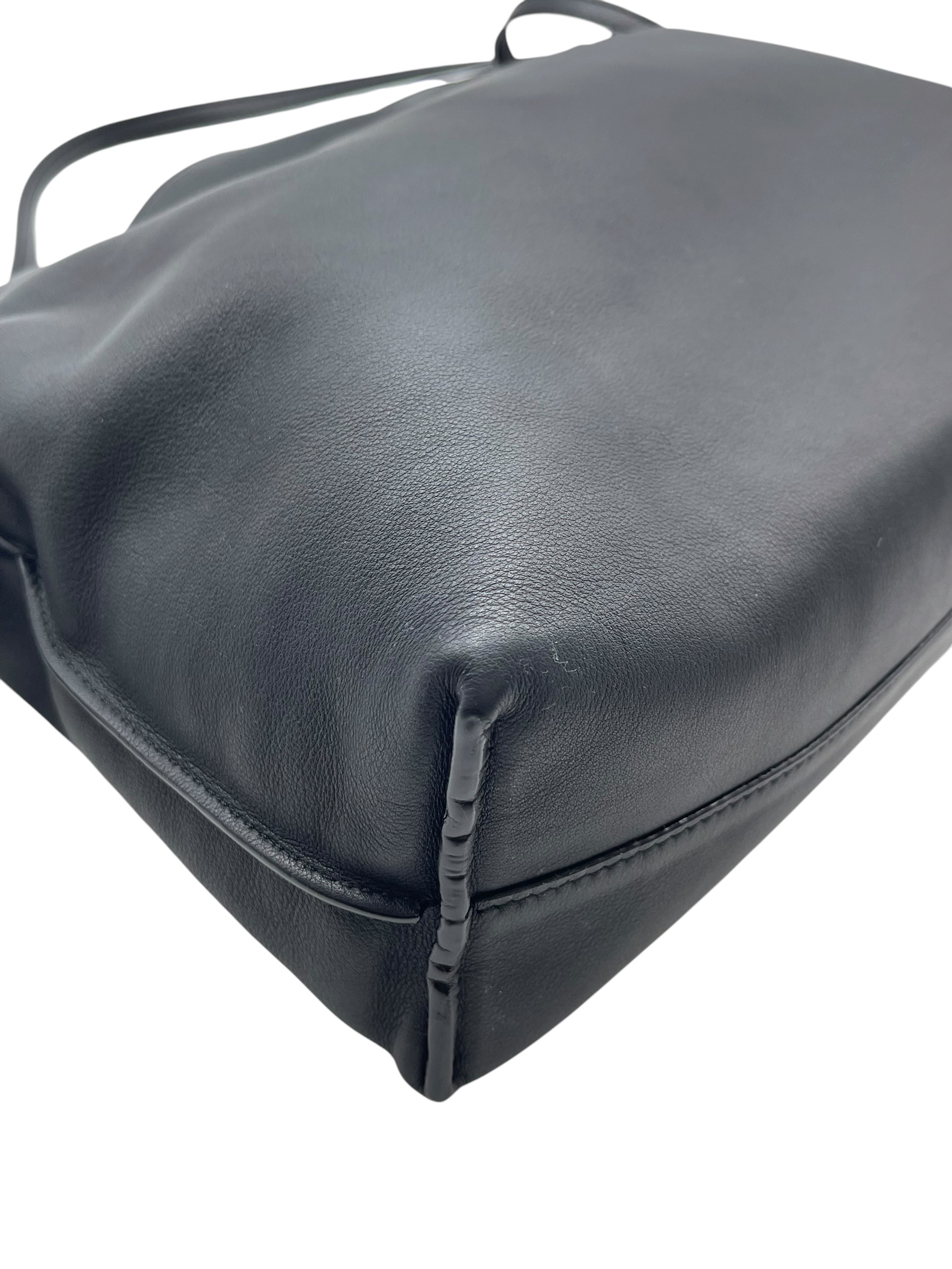 Pre-owned Loewe flamenco Product Code: 070804