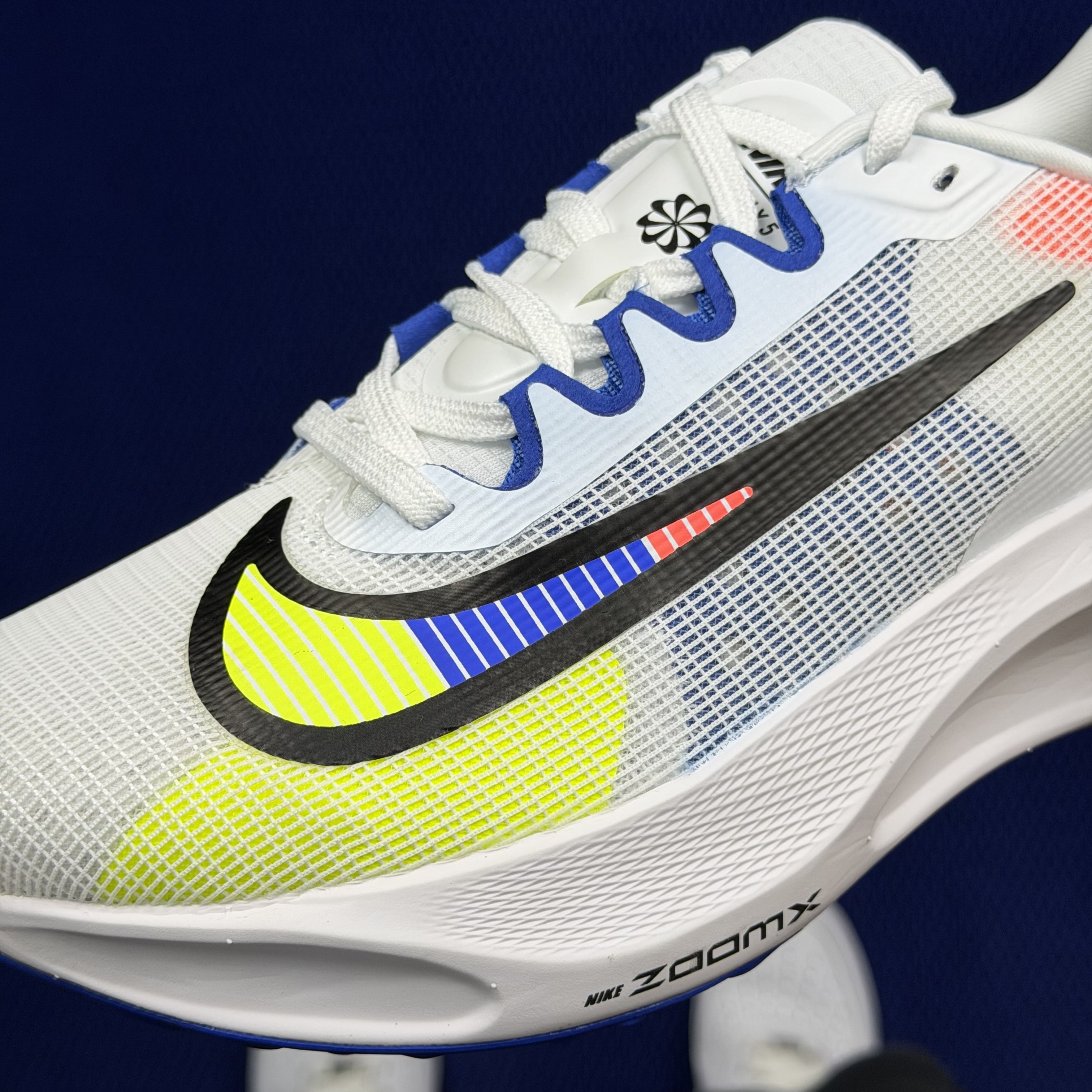 Nike Zoom Fly 5 DX1599-100