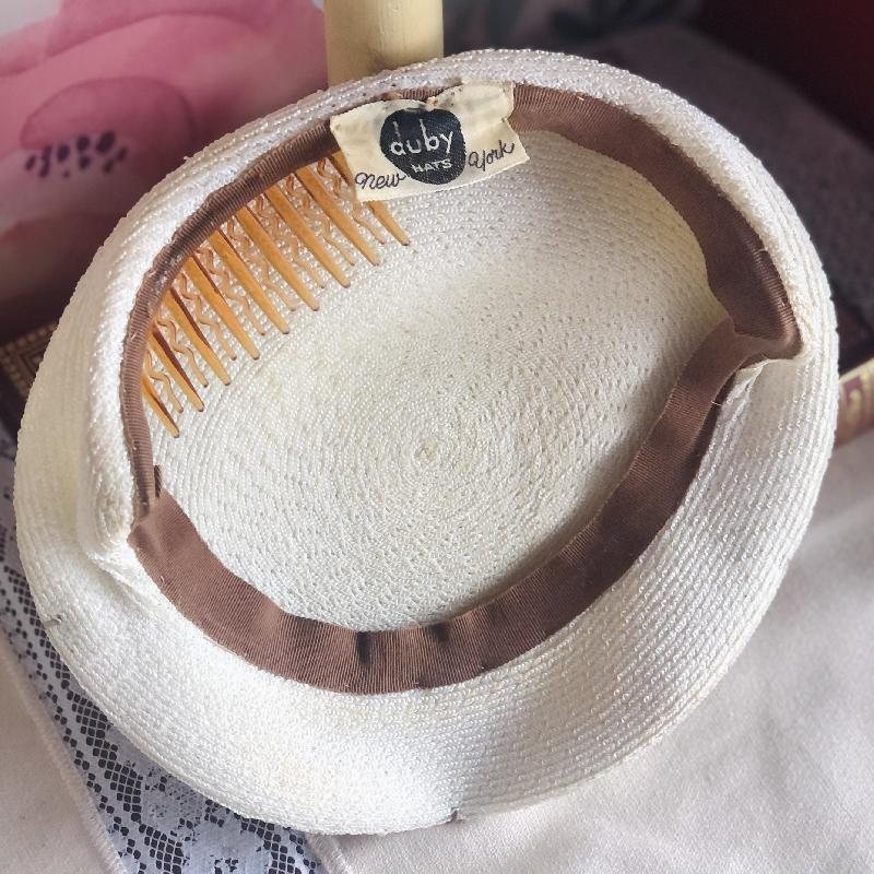 Vintage C.a.1950s Duby Hats New York Ivory White Straw Hat /Summer Headpiece(MT1791-1)