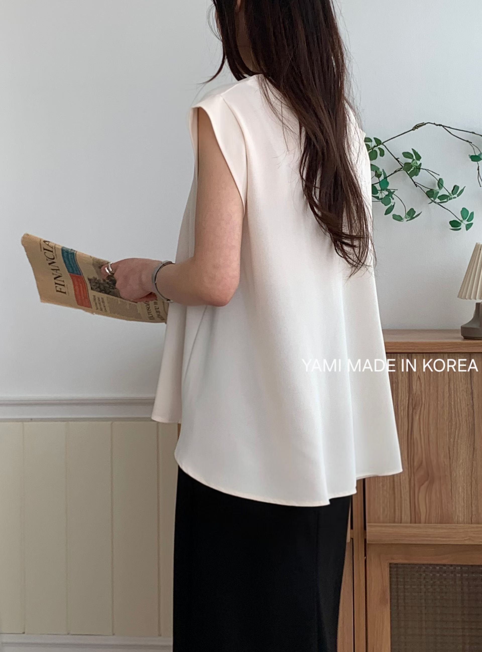 Made in Korea 🇰🇷半袖A cut top