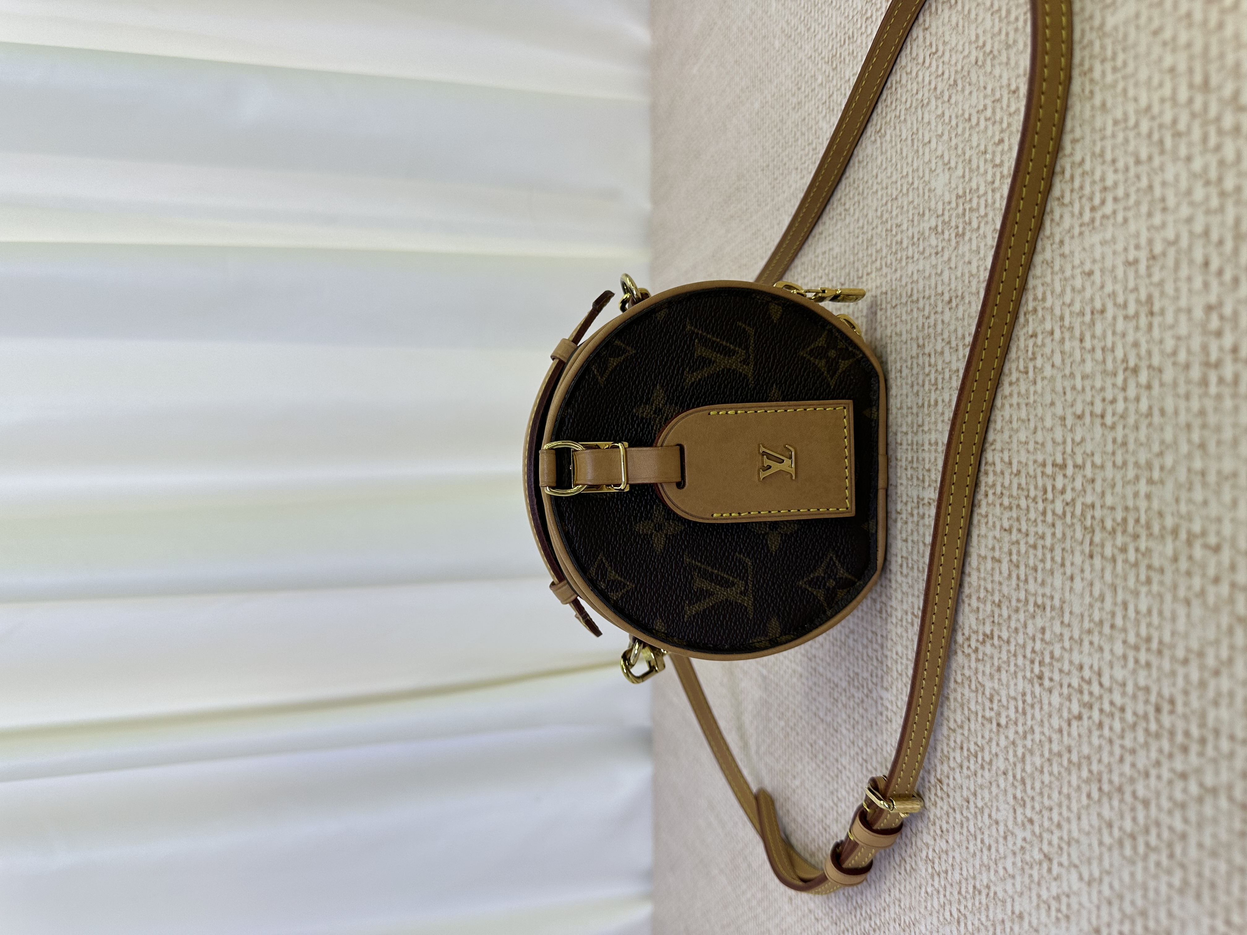 Pre-owned Louis Vuitton Mini Boîte Chapeau / Product Code: 26030910