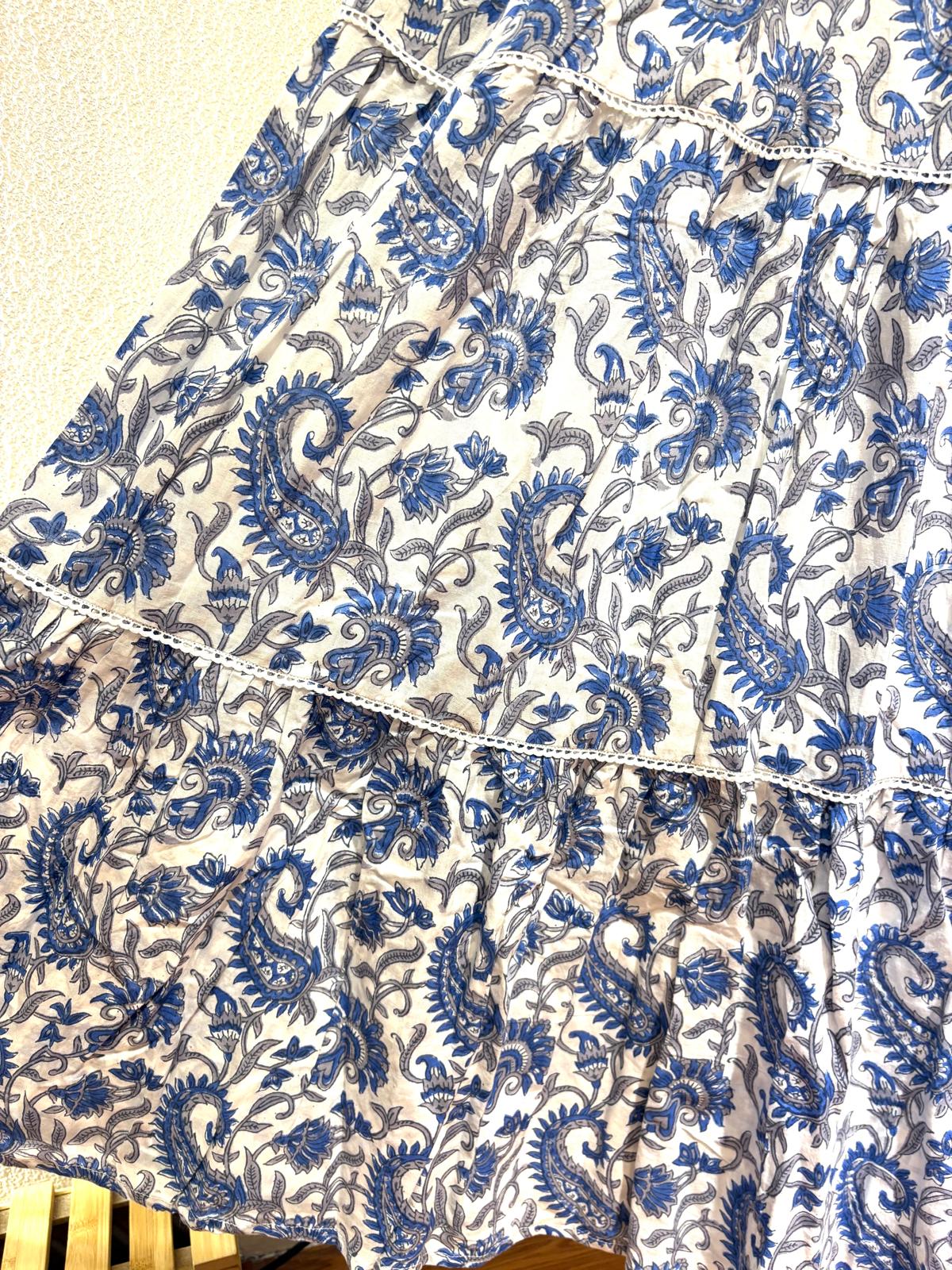 2611 White Blue Paisley Pure Cotton 3 Layers OP