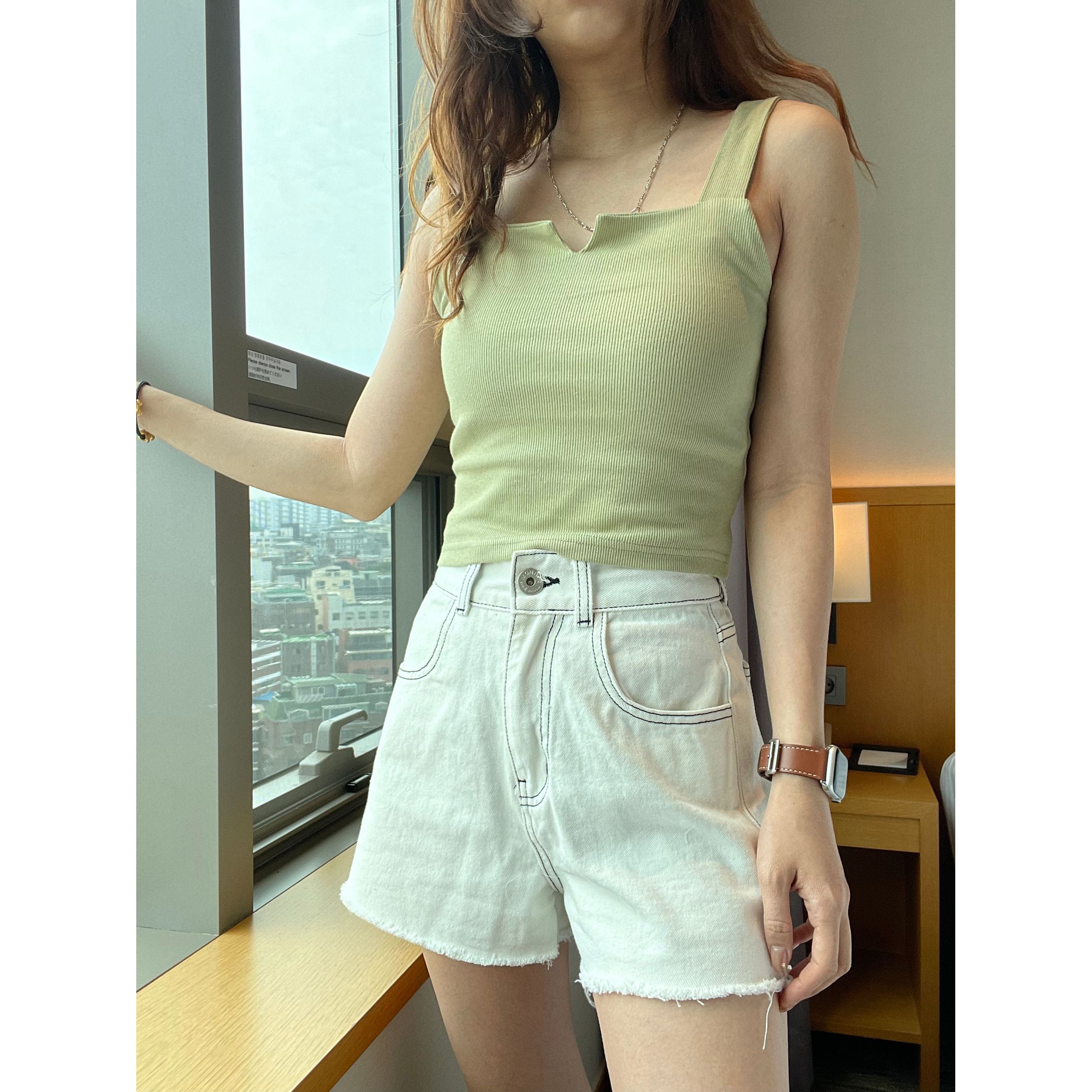 前小v 吊帶背心