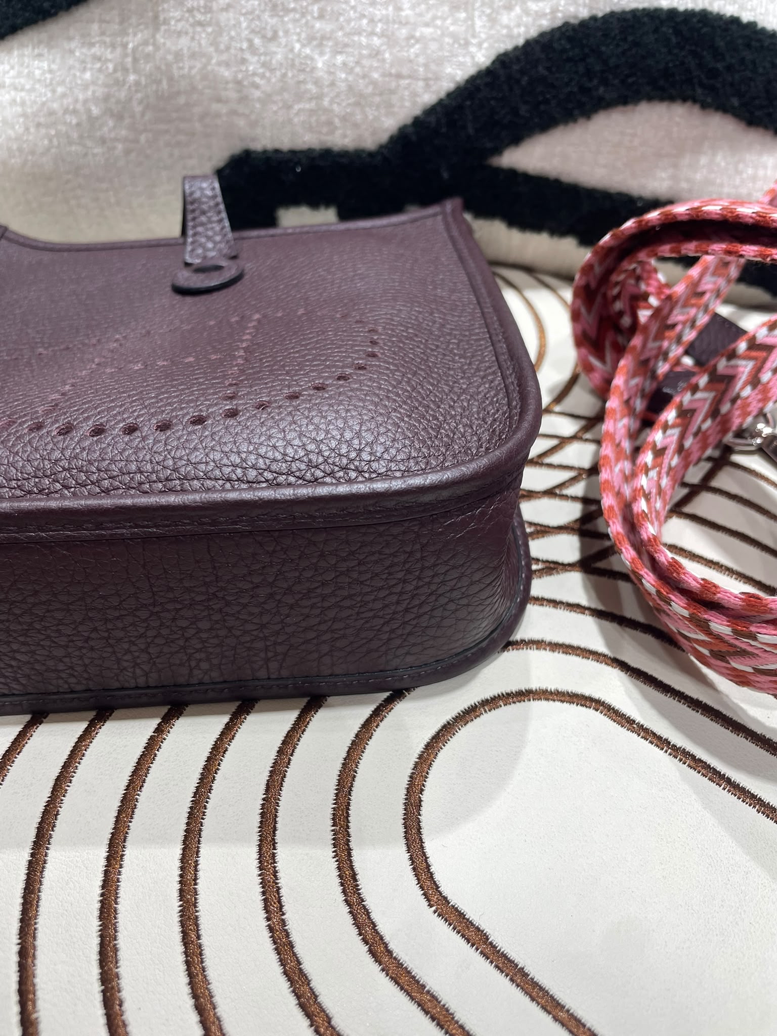 Hermes Mini Evelyne Stamp U 馬鞍紅編織帶 100%Authentic, 98%New ✅收據副本✅Dust bag 
