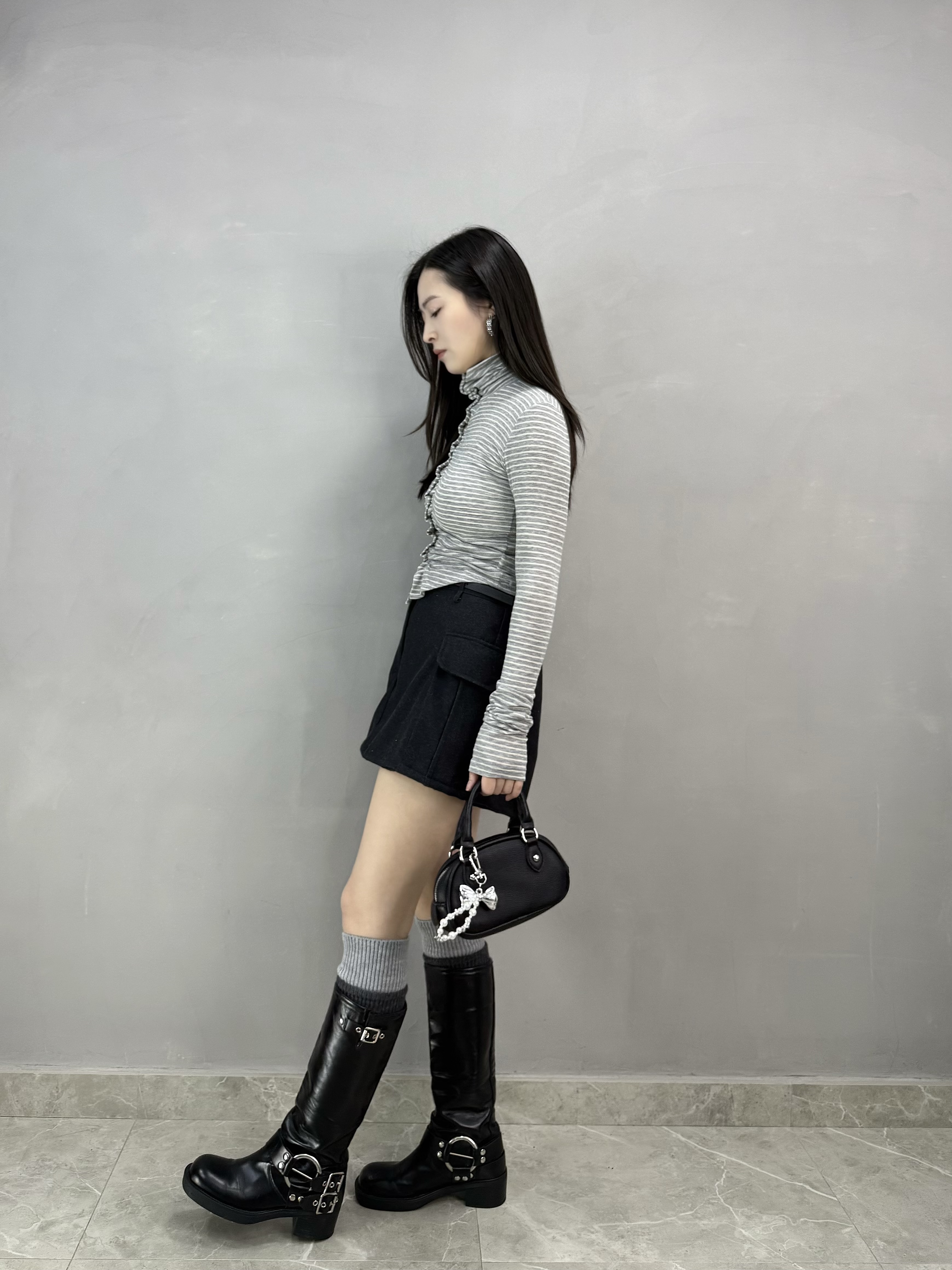 D65 打摺橫間扣鈕Top