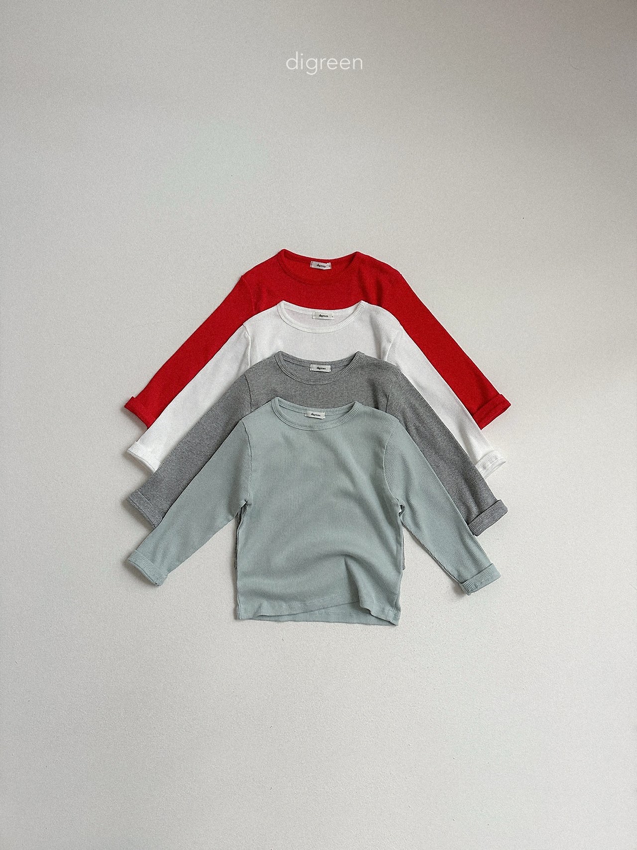 Digreen | hug ribbed tee 