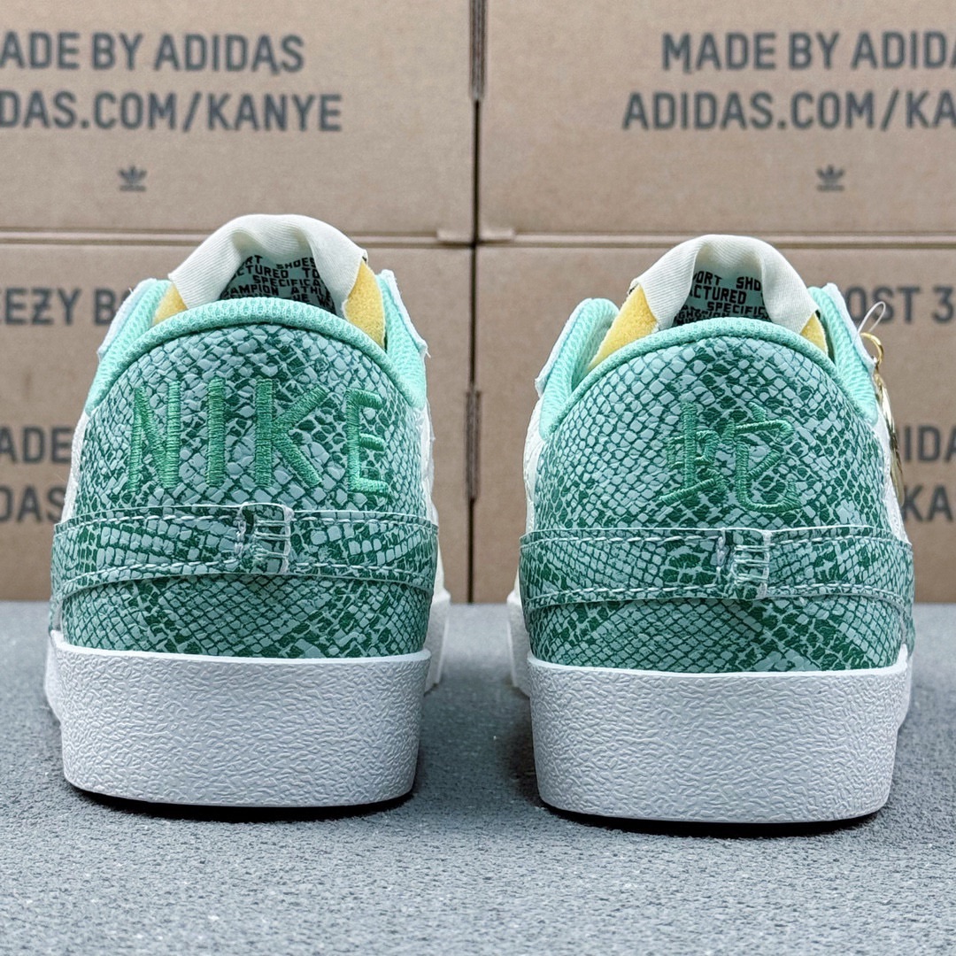 Nike Blazer Low '77 Jumbo