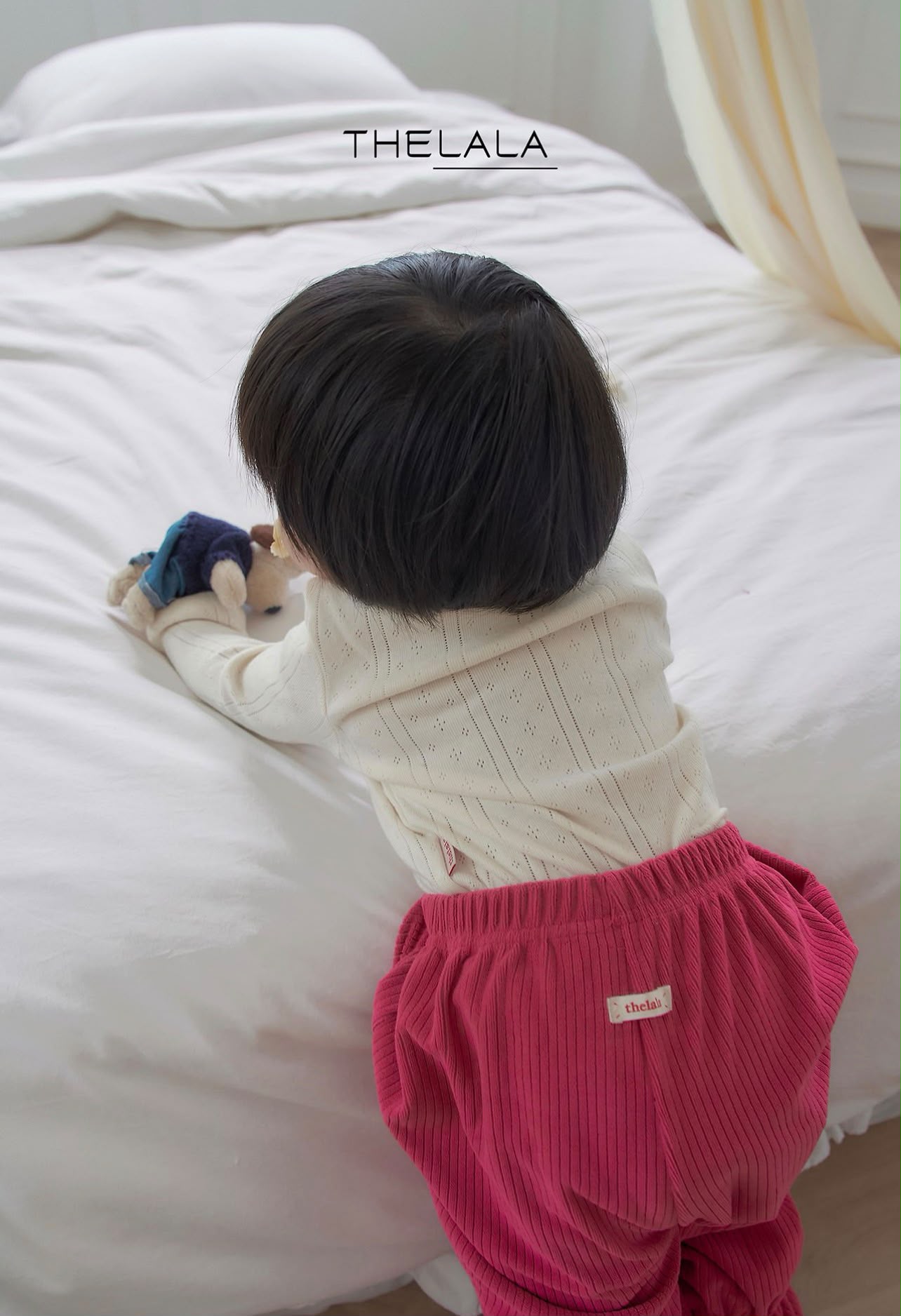 AK6204 Top
