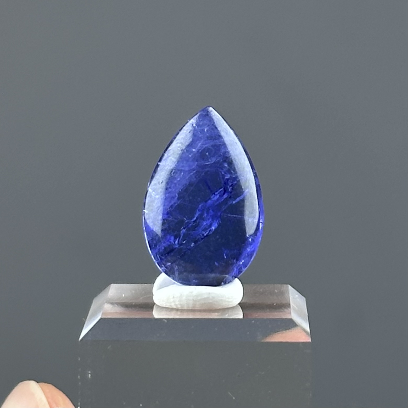 坦桑石 - Tanzanite | TA011