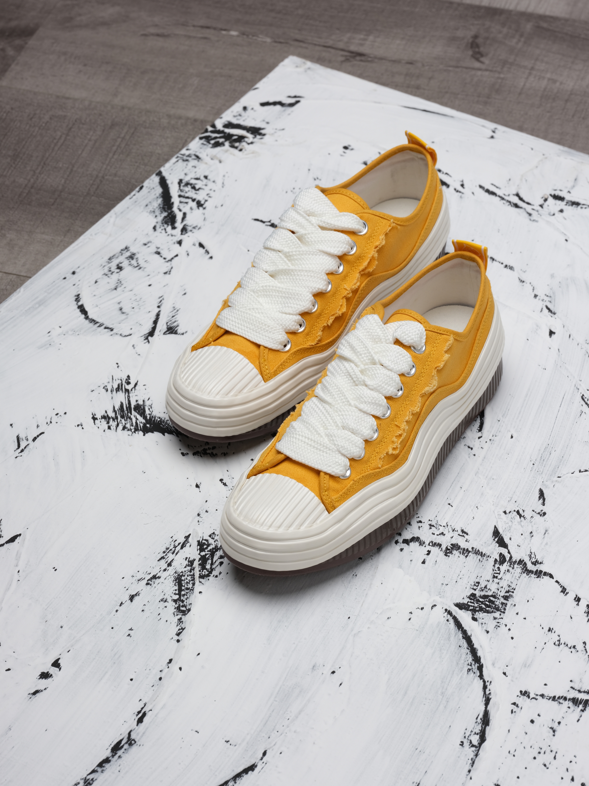 FIRST LOVE Lo (Yellow) 