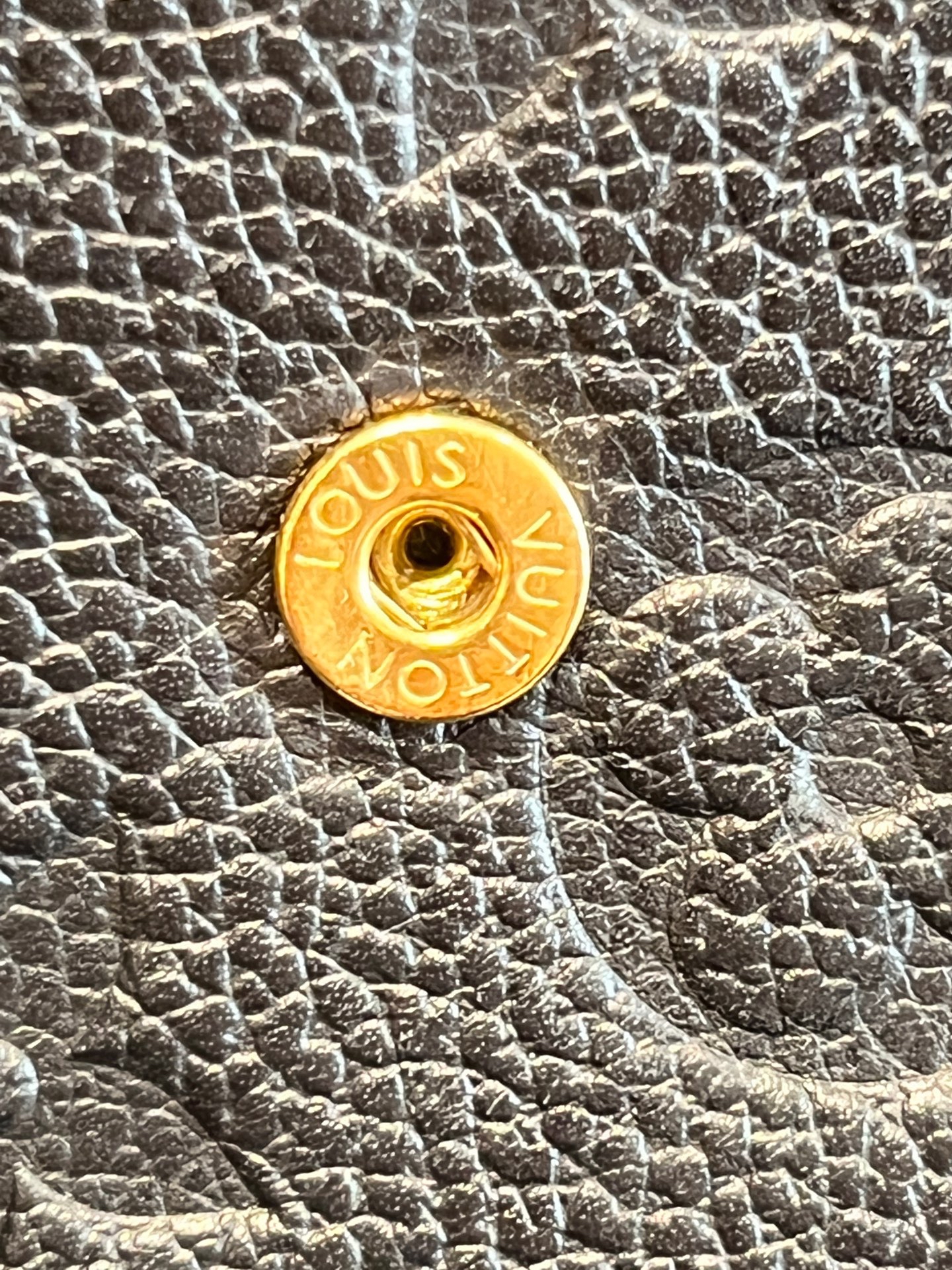 【預訂貨品】LV黑色全皮印花三合一 