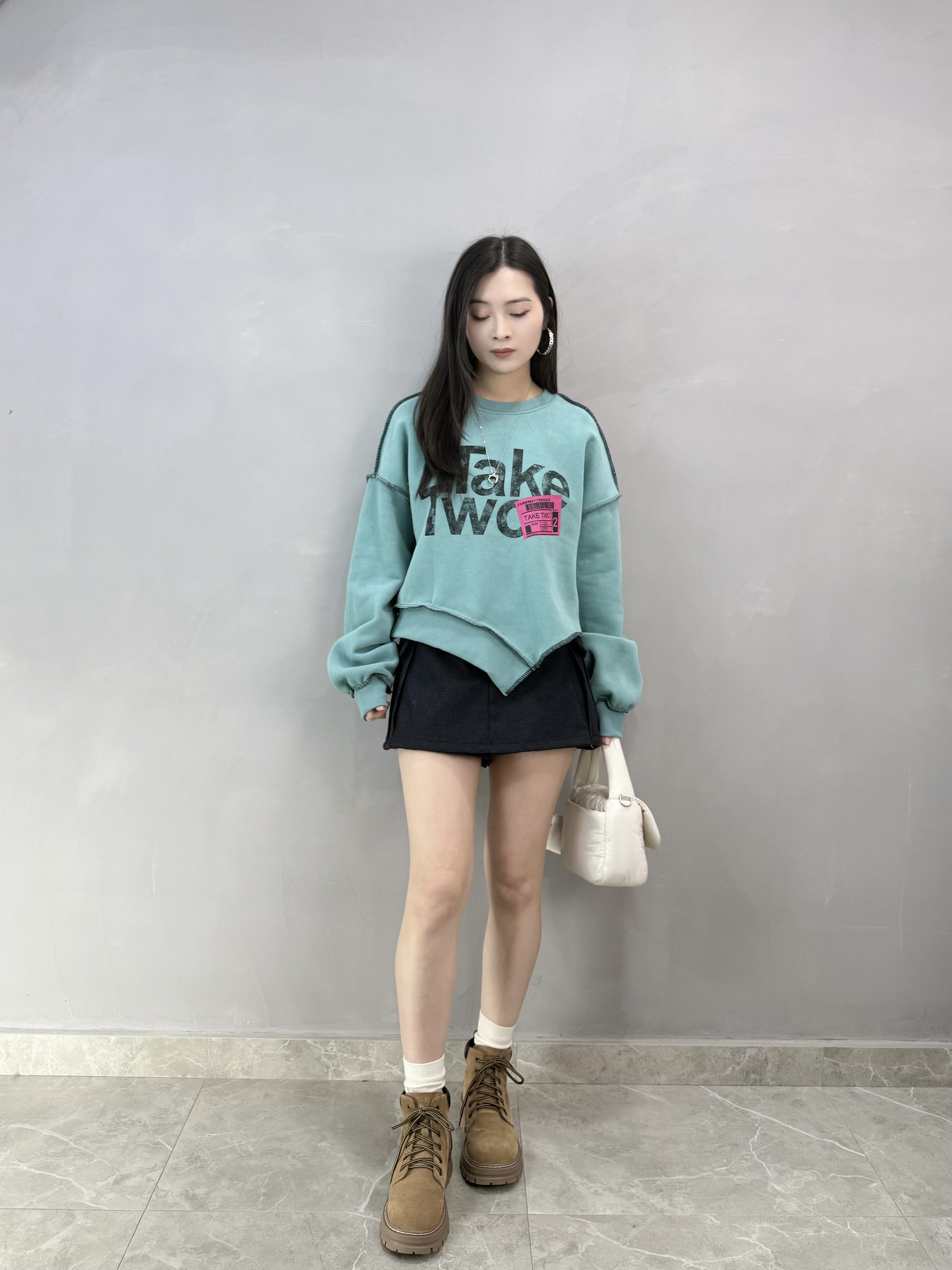 E77 不規則腳加絨衛衣