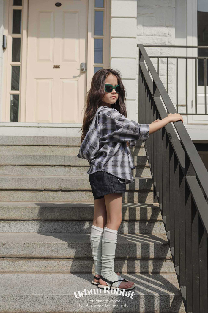 🇰🇷Urban Rabbit shirts