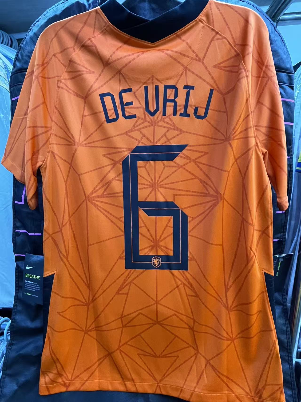 2020 Holland Home Shirt #6 DE VRIJ Size M "BNWT"