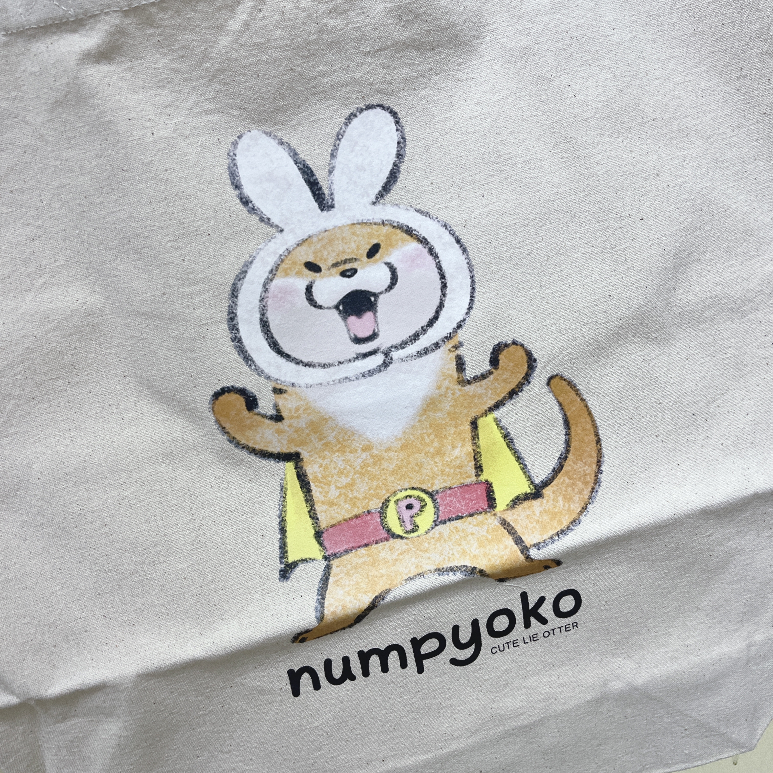 日本現貨📍可愛謊言的水獺兔仔超人造型Tote Bag