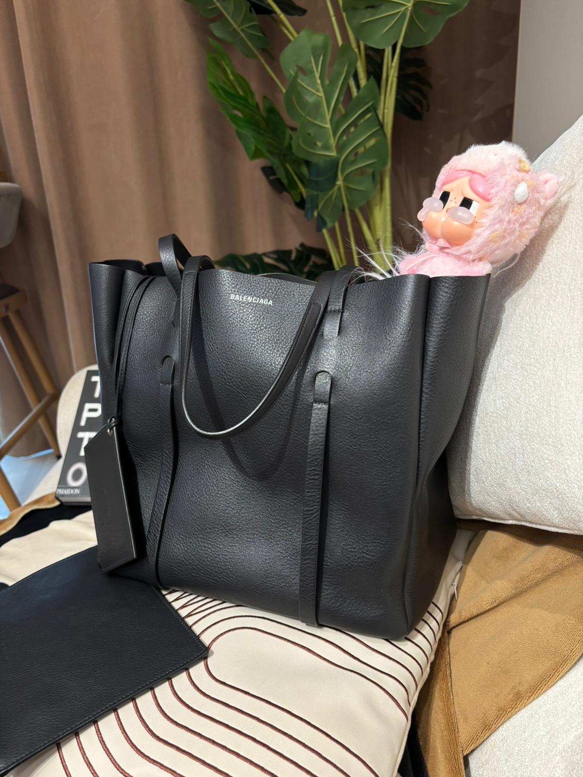 Balenciaga Everyday Tote Bag Black Calfskin 100%Authentic, 95%New✅mirror ✅pouch✅Dust bag