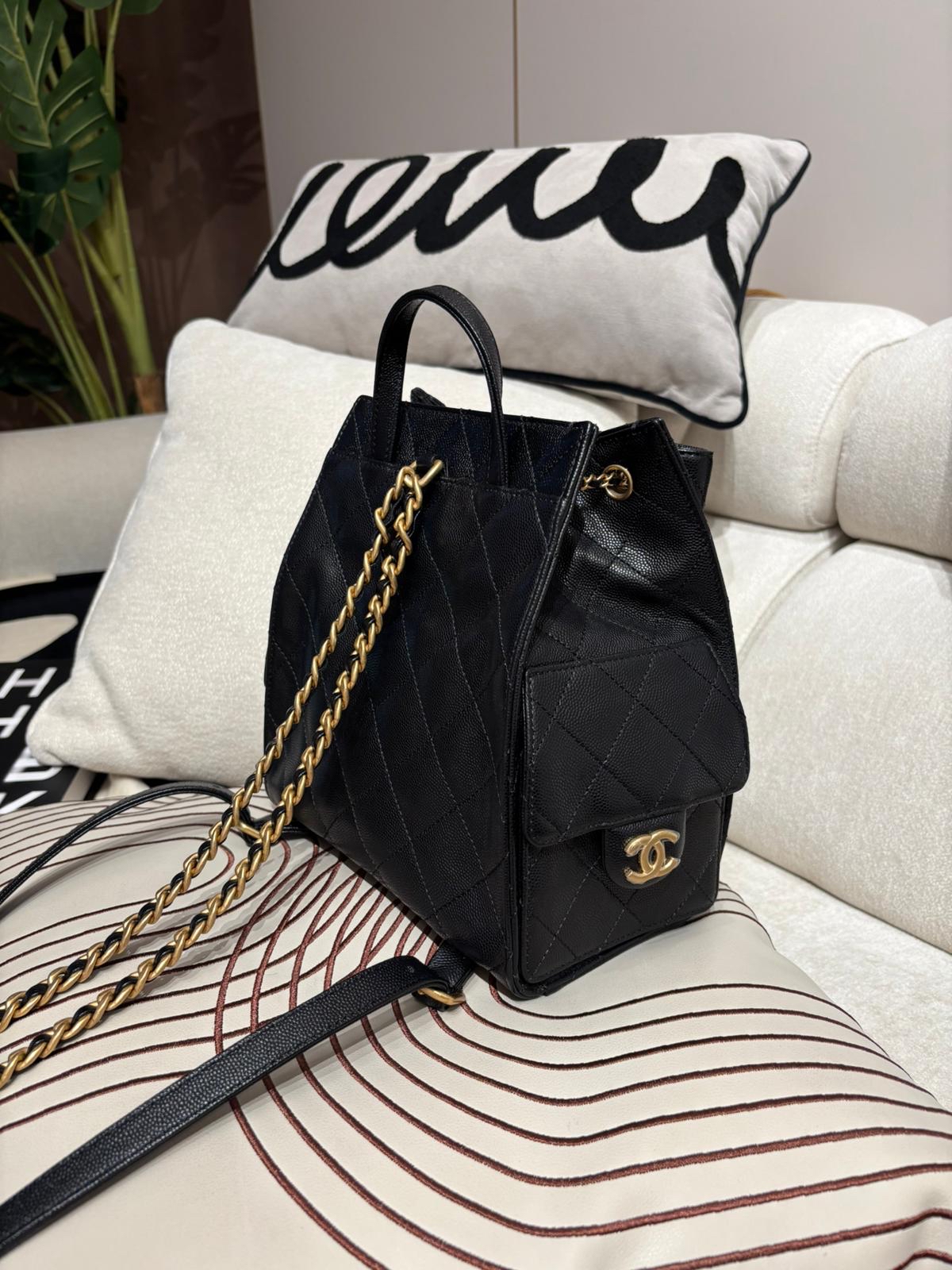 Chanel 25 Backpack 黑色荔枝牛皮金扣 100%Authentic, 98%New ✅晶片✅Dust bag