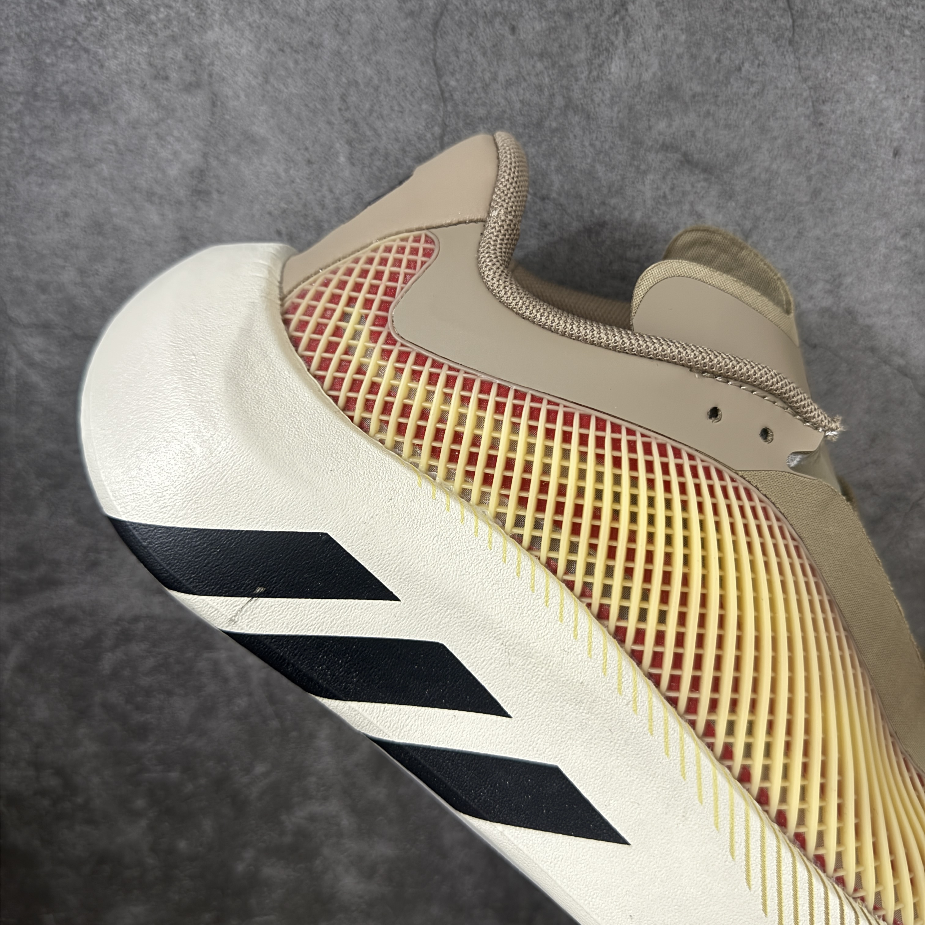 Adidas Hyper Boost Edge KH7429